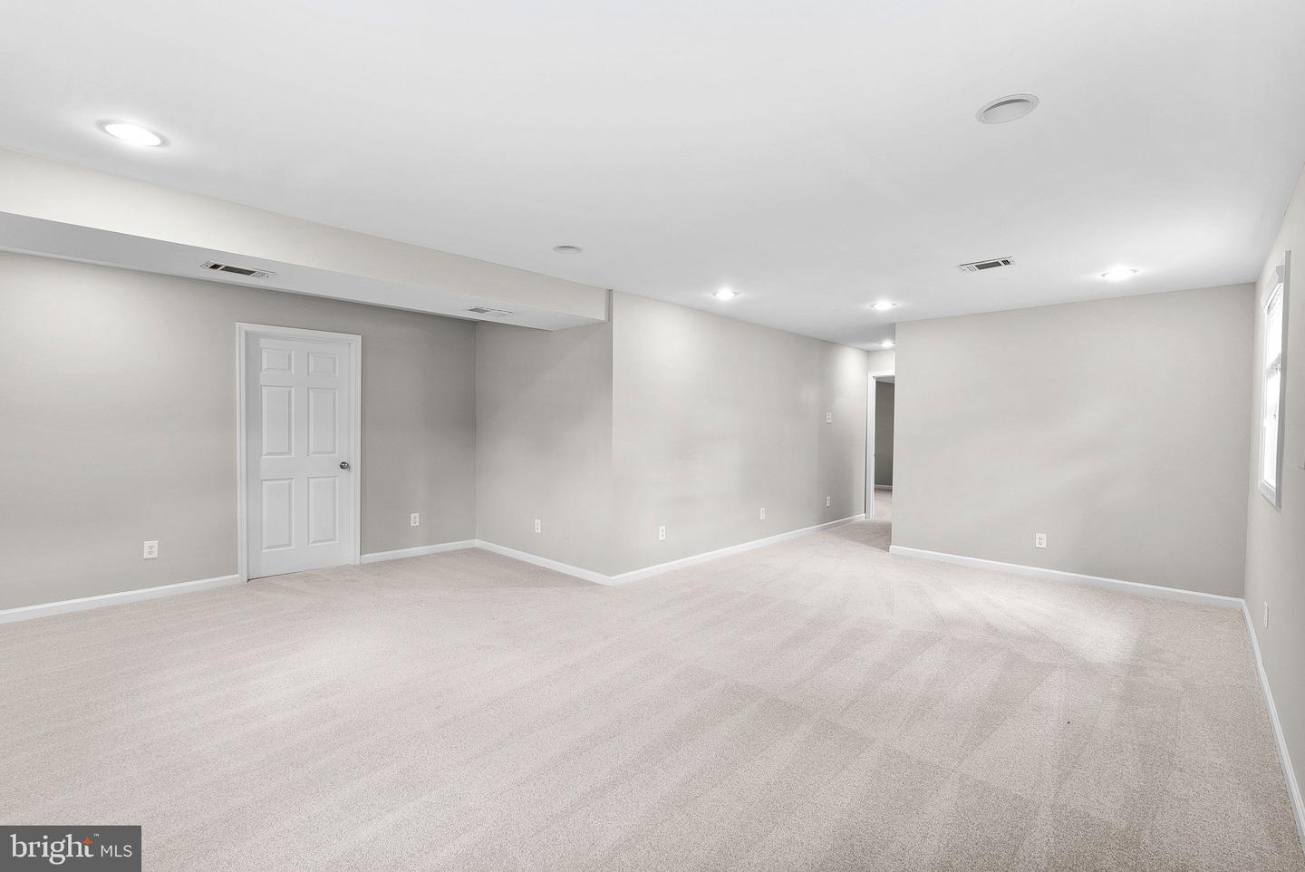 15020 CARLBERN DR, CENTREVILLE, Virginia 20120, 4 Bedrooms Bedrooms, ,3 BathroomsBathrooms,Residential,For sale,15020 CARLBERN DR,VAFX2255876 MLS # VAFX2255876