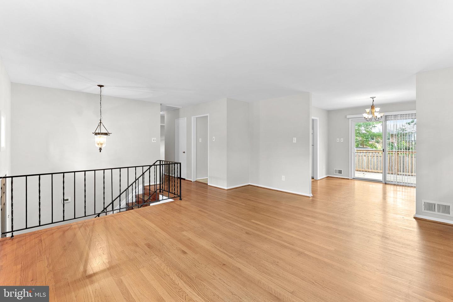 15020 CARLBERN DR, CENTREVILLE, Virginia 20120, 4 Bedrooms Bedrooms, ,3 BathroomsBathrooms,Residential,For sale,15020 CARLBERN DR,VAFX2255876 MLS # VAFX2255876
