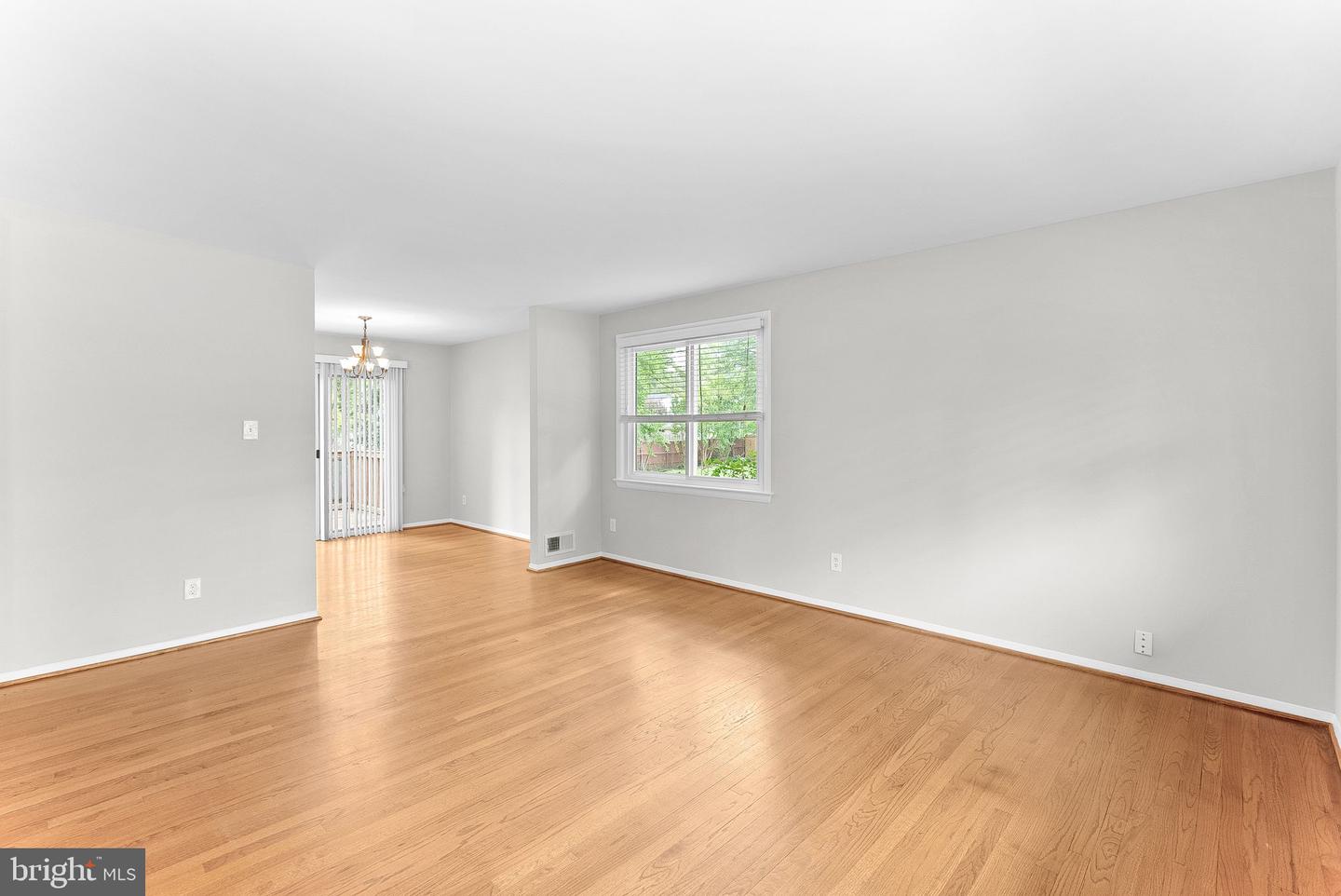 15020 CARLBERN DR, CENTREVILLE, Virginia 20120, 4 Bedrooms Bedrooms, ,3 BathroomsBathrooms,Residential,For sale,15020 CARLBERN DR,VAFX2255876 MLS # VAFX2255876
