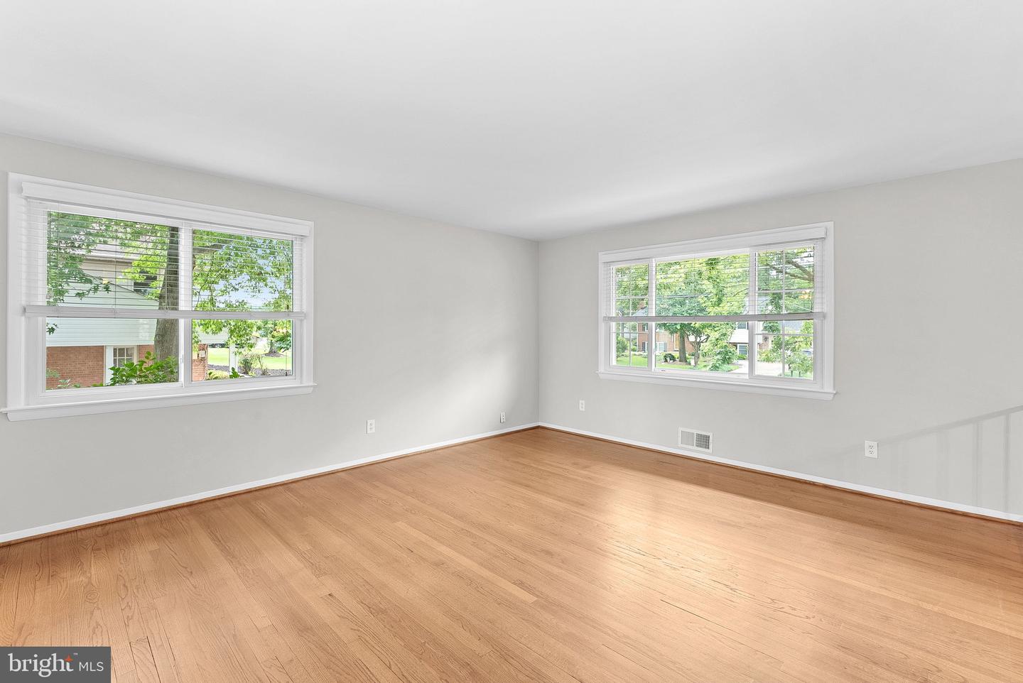 15020 CARLBERN DR, CENTREVILLE, Virginia 20120, 4 Bedrooms Bedrooms, ,3 BathroomsBathrooms,Residential,For sale,15020 CARLBERN DR,VAFX2255876 MLS # VAFX2255876
