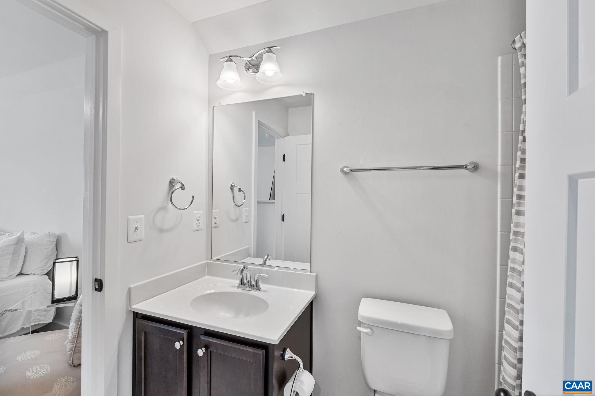 15 HERITAGE DR, ZION CROSSROADS, Virginia 22942, 6 Bedrooms Bedrooms, ,4 BathroomsBathrooms,Residential,15 HERITAGE DR,667015 MLS # 667015