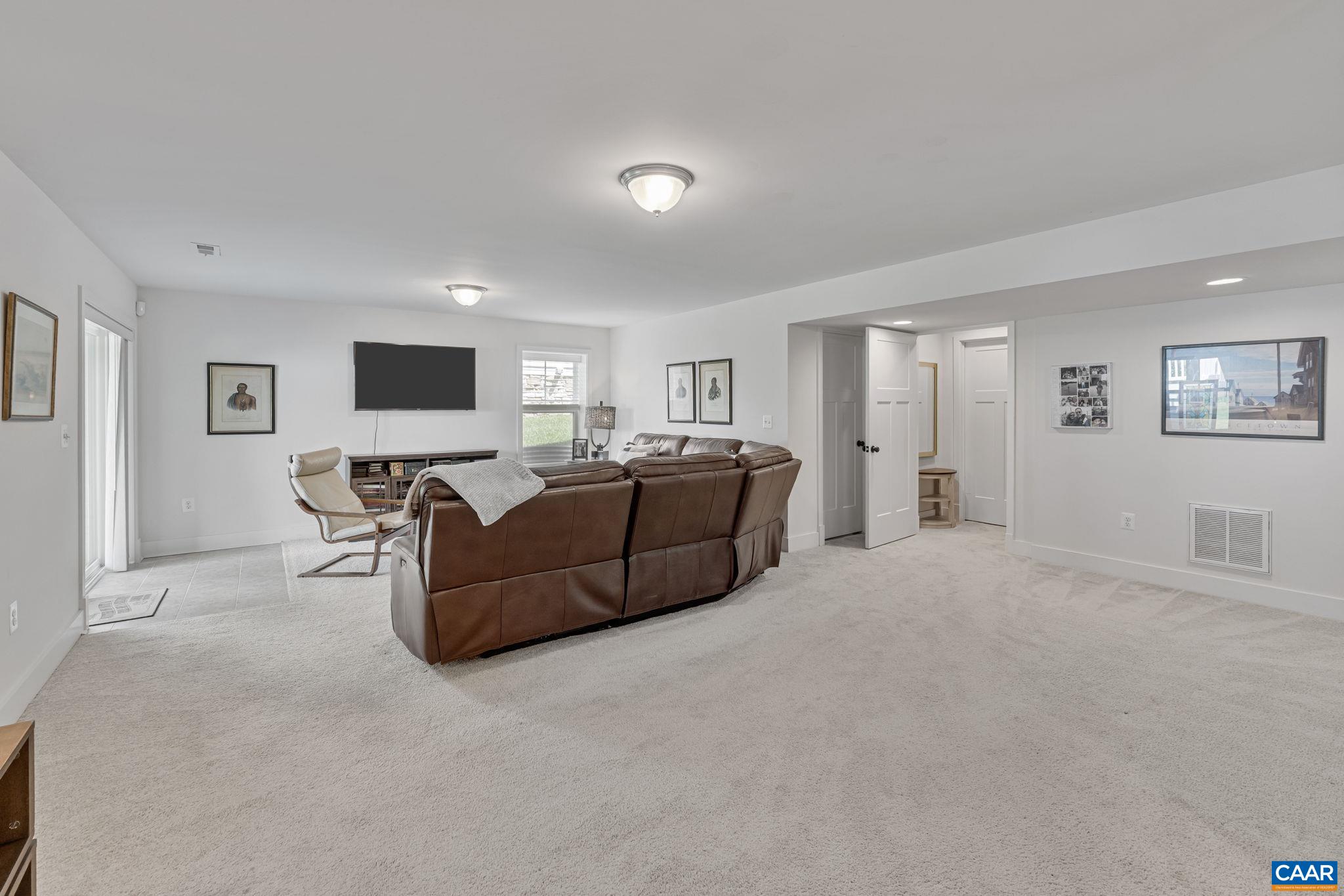 15 HERITAGE DR, ZION CROSSROADS, Virginia 22942, 6 Bedrooms Bedrooms, ,4 BathroomsBathrooms,Residential,15 HERITAGE DR,667015 MLS # 667015