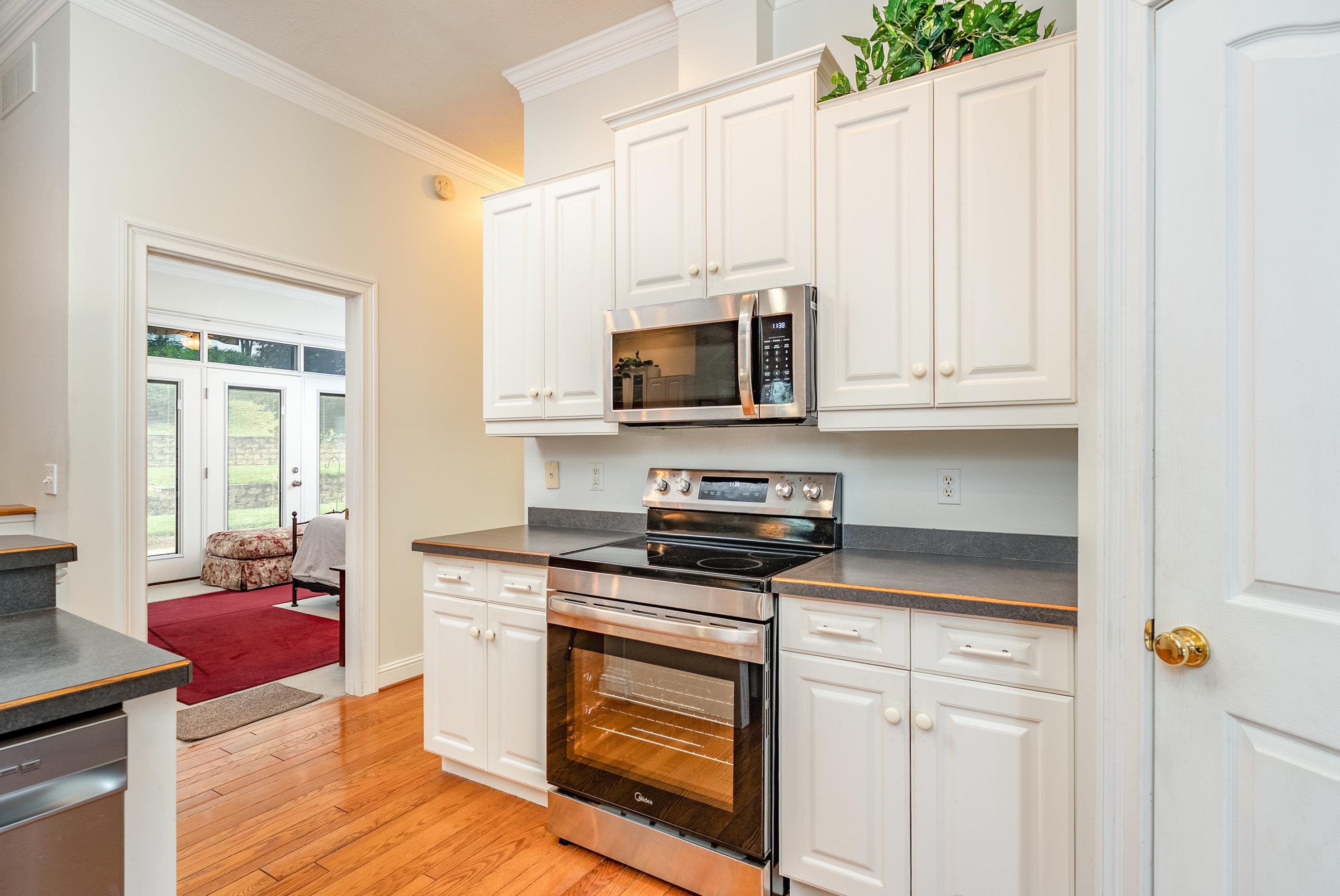 3242 BARRINGTON DR, ROCKINGHAM, Virginia 22801, 4 Bedrooms Bedrooms, ,3 BathroomsBathrooms,Residential,3242 BARRINGTON DR,667016 MLS # 667016