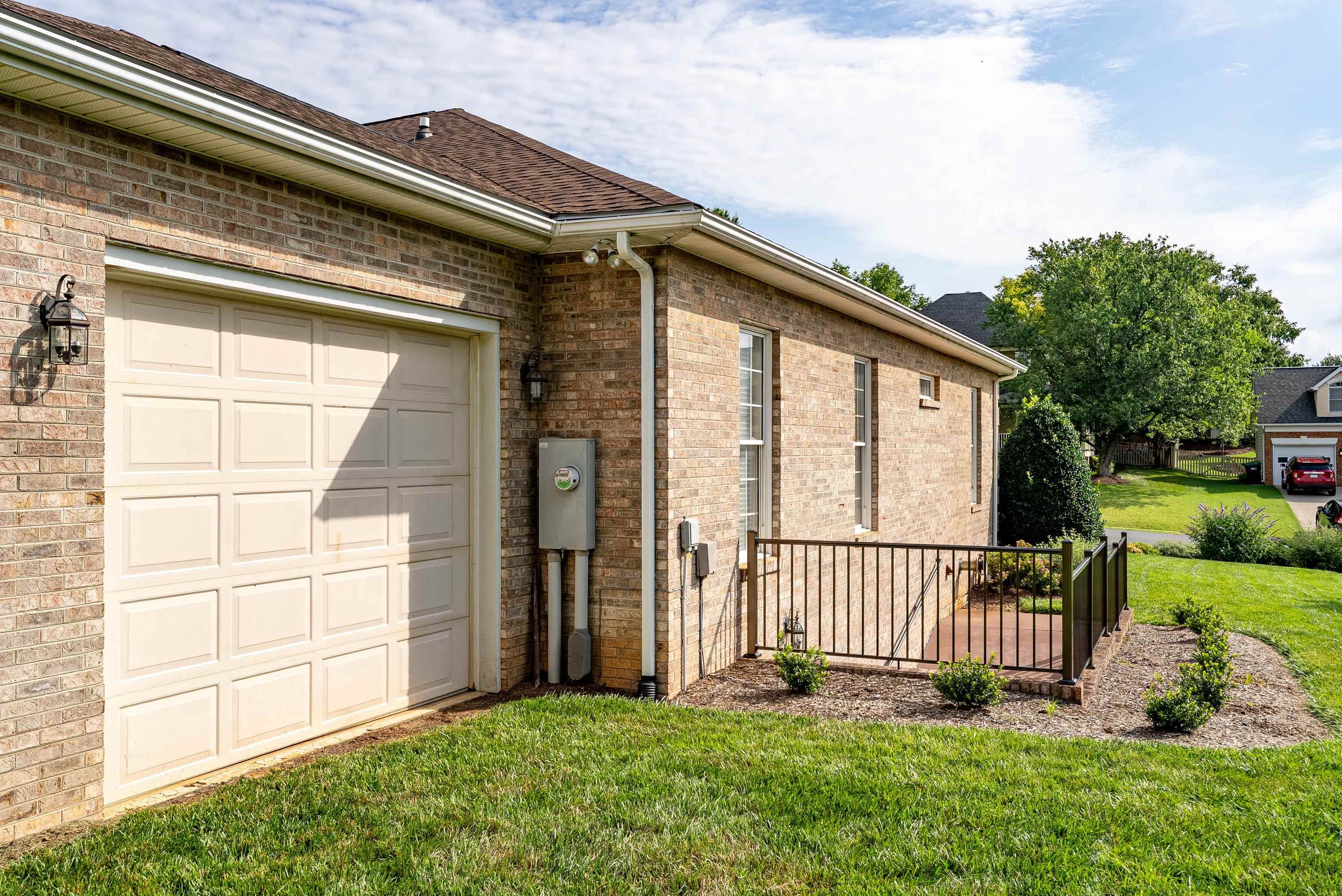 3242 BARRINGTON DR, ROCKINGHAM, Virginia 22801, 4 Bedrooms Bedrooms, ,3 BathroomsBathrooms,Residential,3242 BARRINGTON DR,667016 MLS # 667016