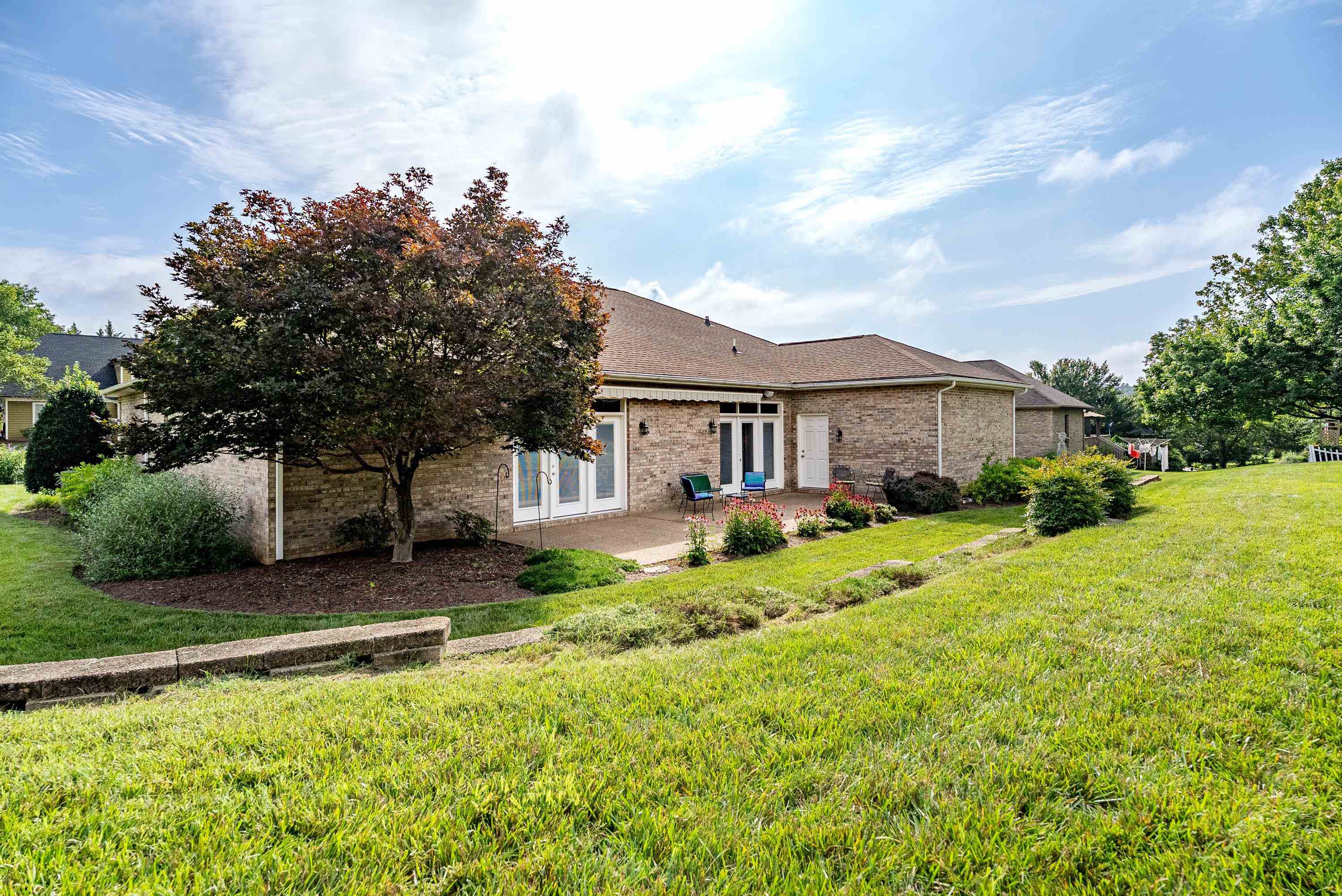 3242 BARRINGTON DR, ROCKINGHAM, Virginia 22801, 4 Bedrooms Bedrooms, ,3 BathroomsBathrooms,Residential,3242 BARRINGTON DR,667016 MLS # 667016