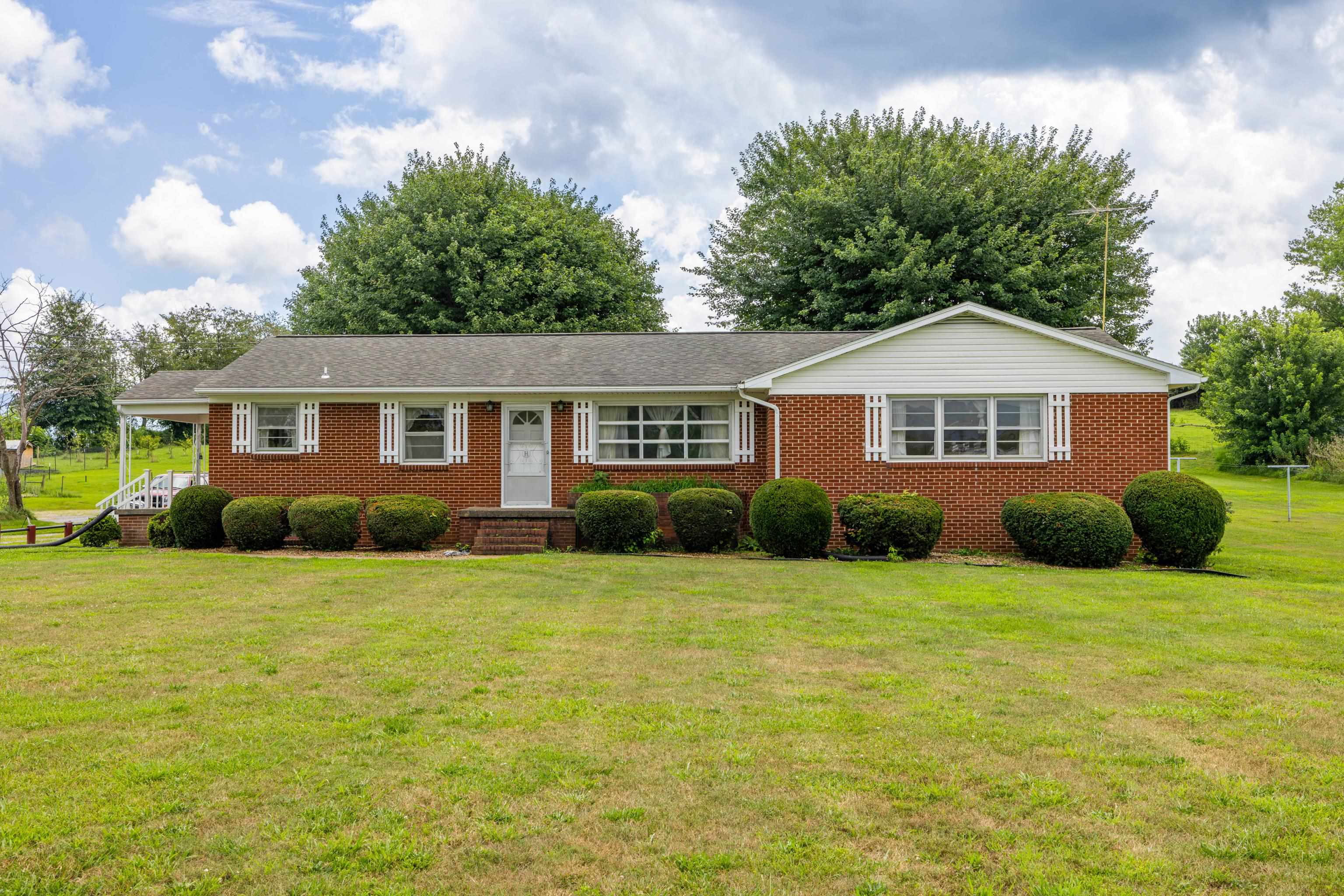 14386 ROCKINGHAM PIKE, ELKTON, Virginia 22827, 3 Bedrooms Bedrooms, ,1 BathroomBathrooms,Residential,14386 ROCKINGHAM PIKE,667018 MLS # 667018