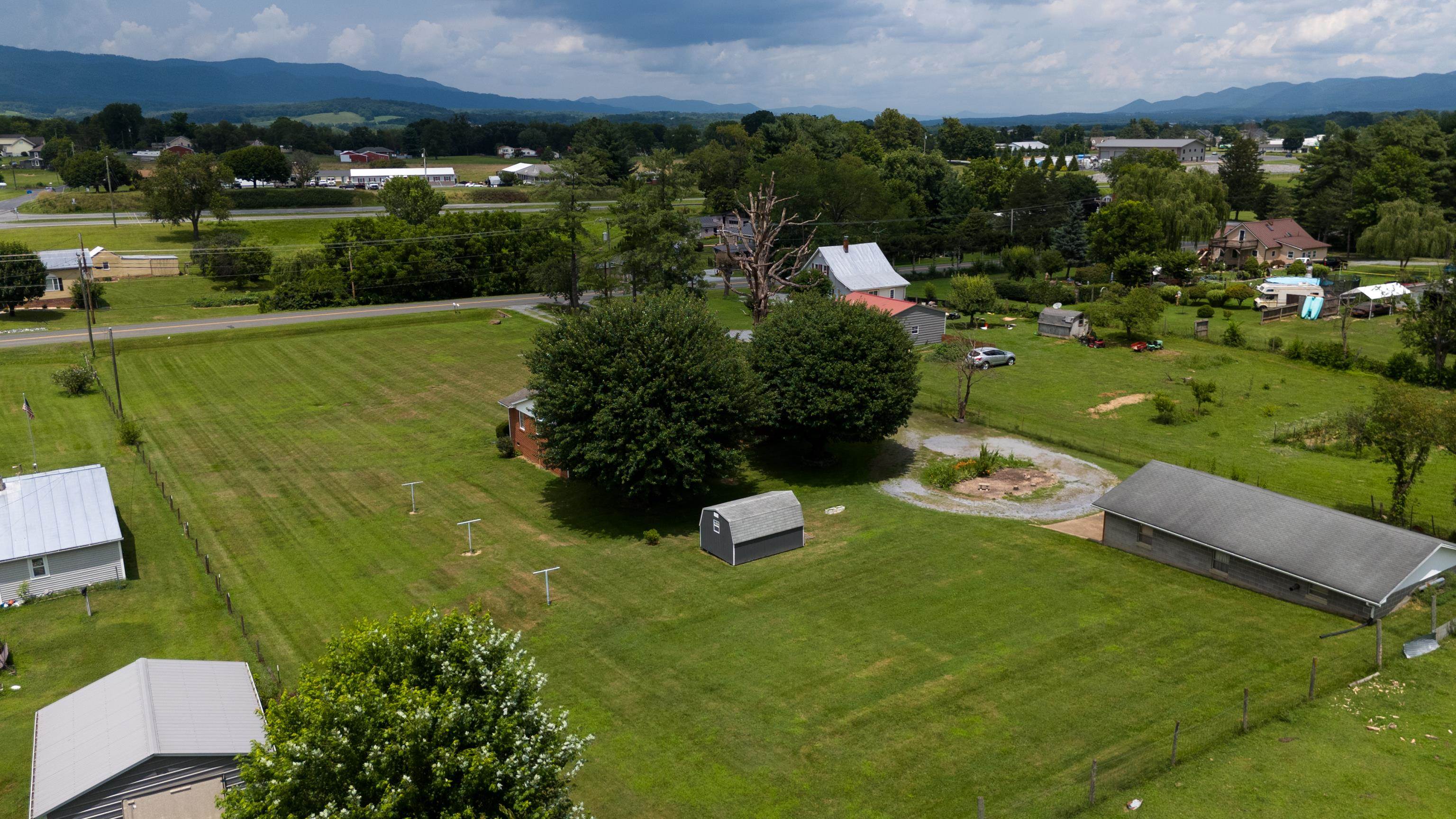 14386 ROCKINGHAM PIKE, ELKTON, Virginia 22827, 3 Bedrooms Bedrooms, ,1 BathroomBathrooms,Residential,14386 ROCKINGHAM PIKE,667018 MLS # 667018