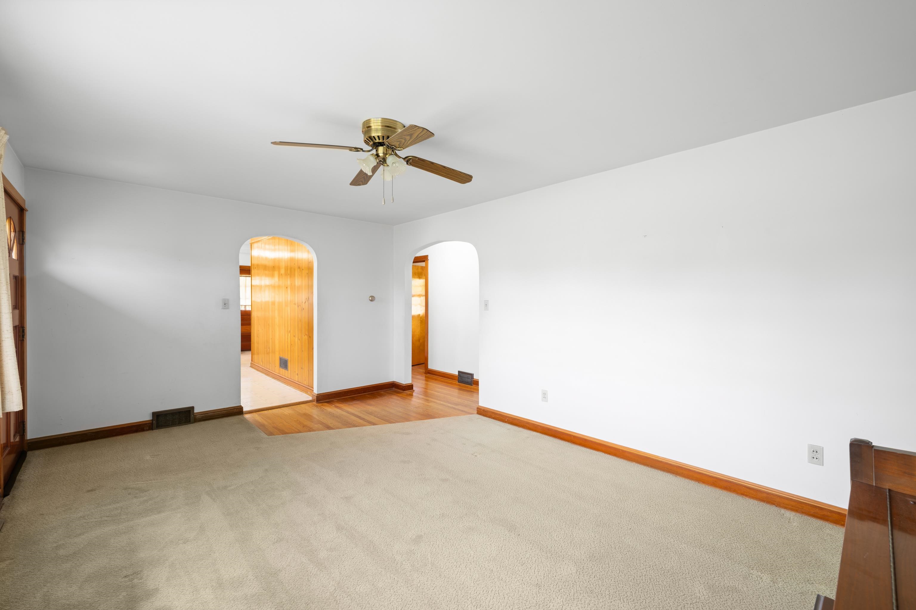 14386 ROCKINGHAM PIKE, ELKTON, Virginia 22827, 3 Bedrooms Bedrooms, ,1 BathroomBathrooms,Residential,14386 ROCKINGHAM PIKE,667018 MLS # 667018