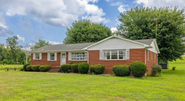 14386 ROCKINGHAM PIKE, ELKTON, Virginia 22827, 3 Bedrooms Bedrooms, ,1 BathroomBathrooms,Residential,14386 ROCKINGHAM PIKE,667018 MLS # 667018