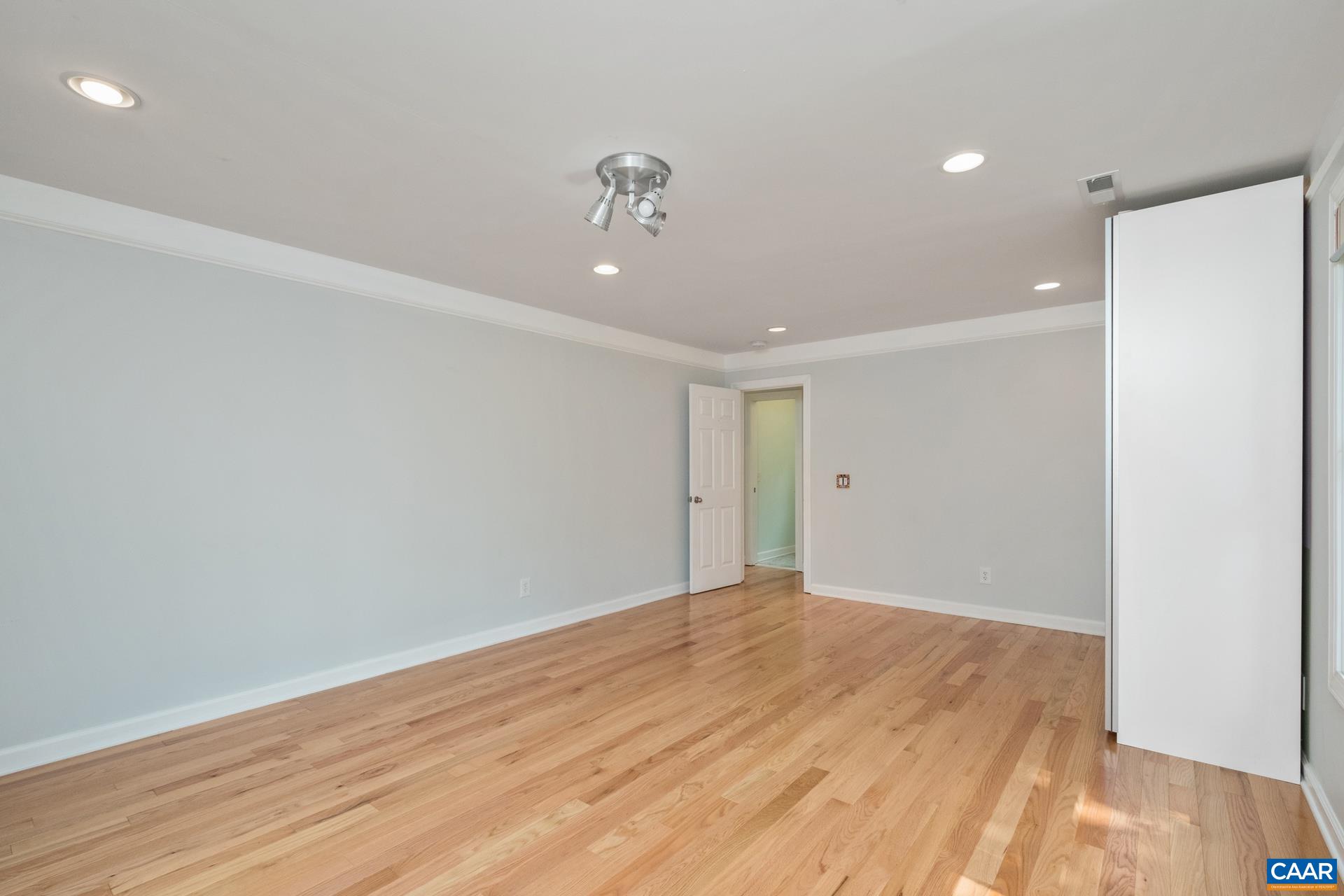482 LONDON CT, RUCKERSVILLE, Virginia 22968, 5 Bedrooms Bedrooms, ,5 BathroomsBathrooms,Residential,482 LONDON CT,667020 MLS # 667020