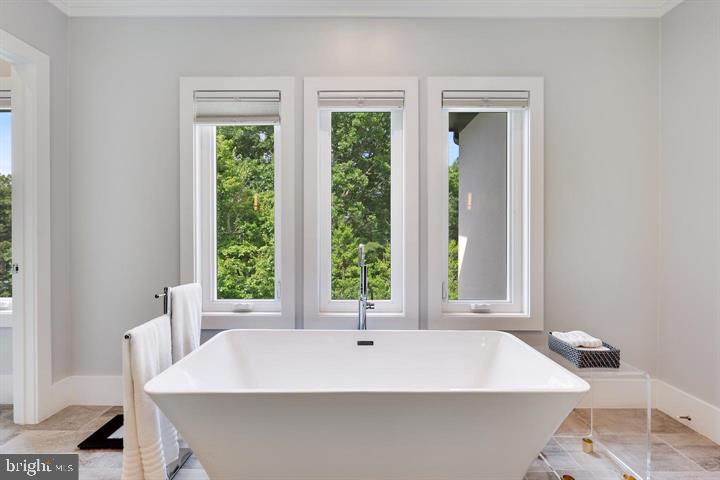 9604 PEMBROKE PL, VIENNA, Virginia 22182, 6 Bedrooms Bedrooms, ,6 BathroomsBathrooms,Residential,For sale,9604 PEMBROKE PL,VAFX2255936 MLS # VAFX2255936
