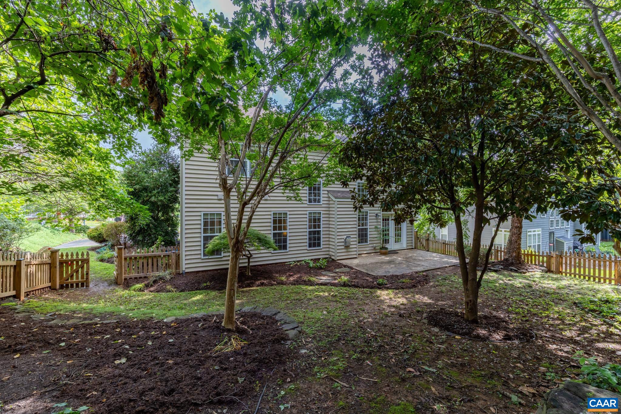 363 GRAYROCK DR, CROZET, Virginia 22932, 5 Bedrooms Bedrooms, ,3 BathroomsBathrooms,Residential,363 GRAYROCK DR,667021 MLS # 667021