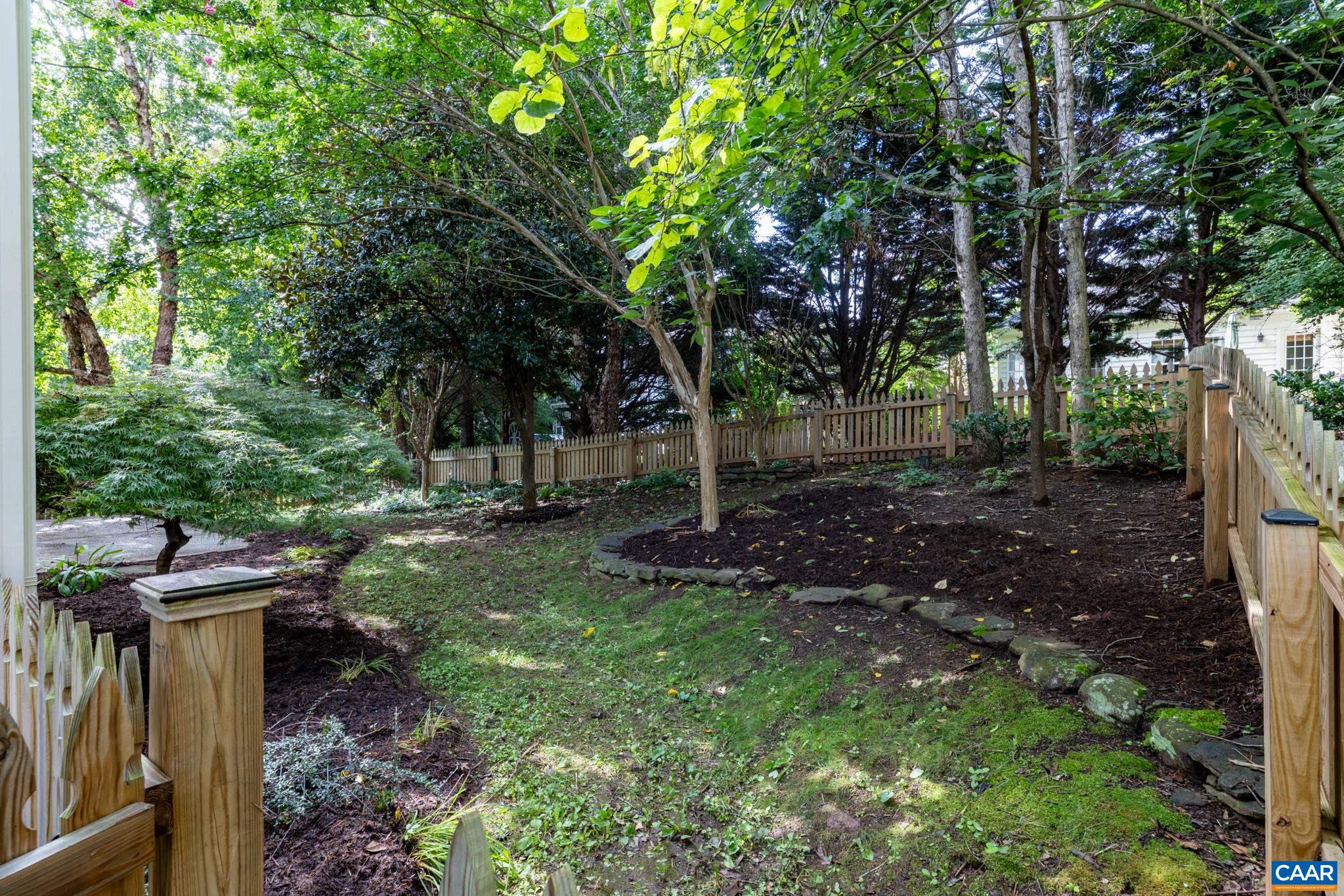 363 GRAYROCK DR, CROZET, Virginia 22932, 5 Bedrooms Bedrooms, ,3 BathroomsBathrooms,Residential,363 GRAYROCK DR,667021 MLS # 667021