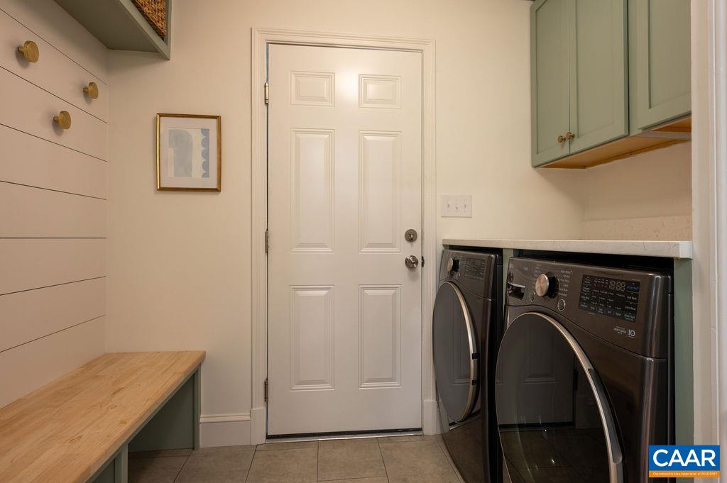 209 MONTVUE DR, CHARLOTTESVILLE, Virginia 22901, 4 Bedrooms Bedrooms, ,3 BathroomsBathrooms,Residential,209 MONTVUE DR,667022 MLS # 667022