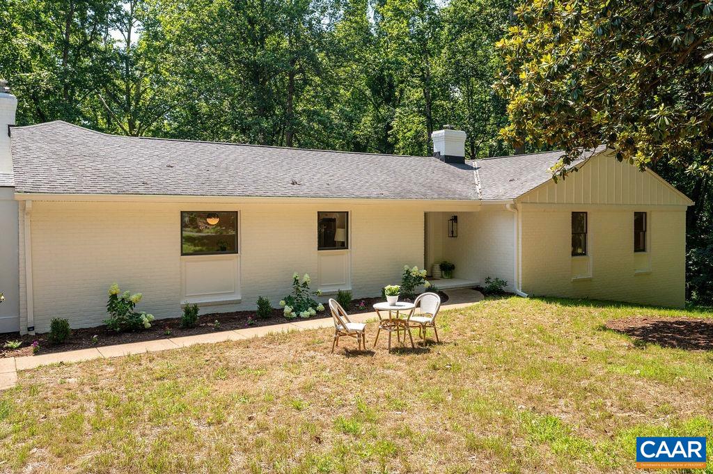 209 MONTVUE DR, CHARLOTTESVILLE, Virginia 22901, 4 Bedrooms Bedrooms, ,3 BathroomsBathrooms,Residential,209 MONTVUE DR,667022 MLS # 667022