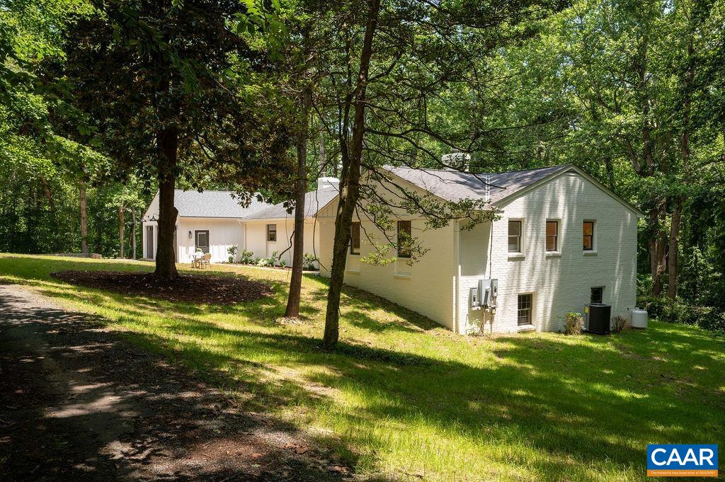 209 MONTVUE DR, CHARLOTTESVILLE, Virginia 22901, 4 Bedrooms Bedrooms, ,3 BathroomsBathrooms,Residential,209 MONTVUE DR,667022 MLS # 667022