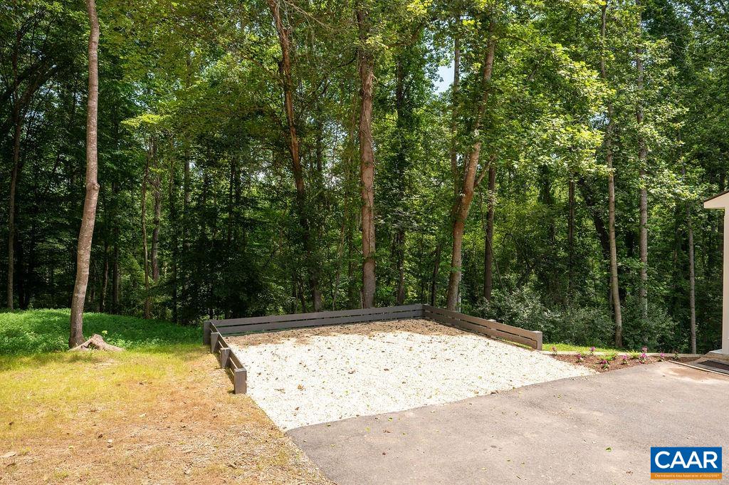 209 MONTVUE DR, CHARLOTTESVILLE, Virginia 22901, 4 Bedrooms Bedrooms, ,3 BathroomsBathrooms,Residential,209 MONTVUE DR,667022 MLS # 667022