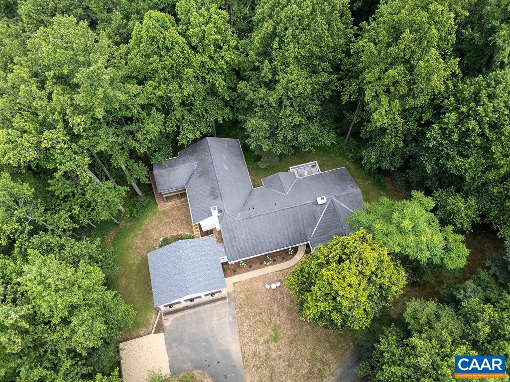 209 MONTVUE DR, CHARLOTTESVILLE, Virginia 22901, 4 Bedrooms Bedrooms, ,3 BathroomsBathrooms,Residential,209 MONTVUE DR,667022 MLS # 667022