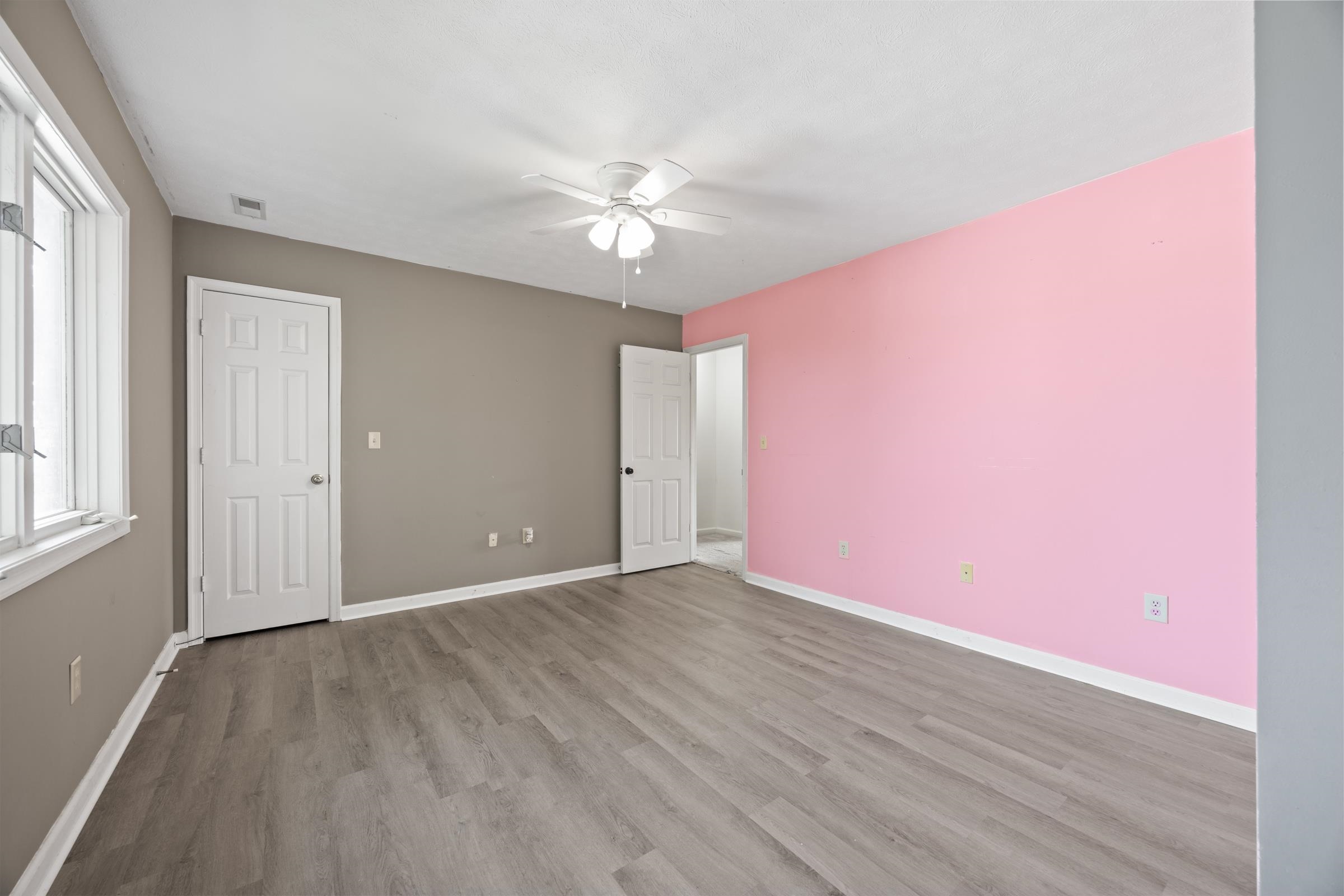 304 RIDGEWOOD AVE, BROADWAY, Virginia 22815, 2 Bedrooms Bedrooms, ,1 BathroomBathrooms,Residential,304 RIDGEWOOD AVE,667023 MLS # 667023