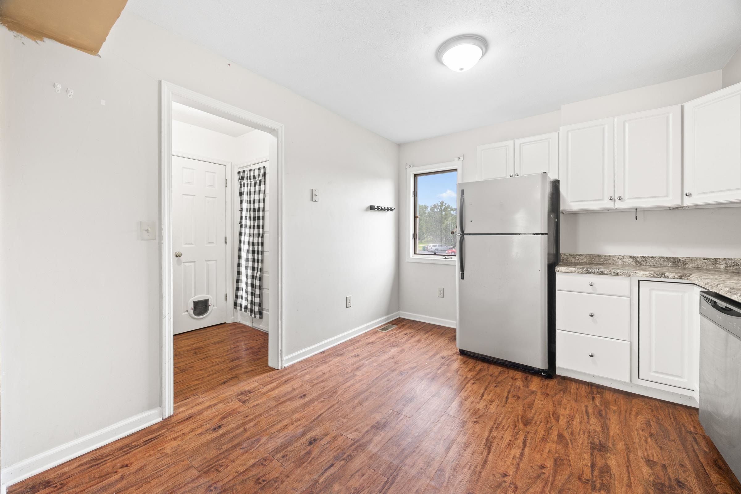 304 RIDGEWOOD AVE, BROADWAY, Virginia 22815, 2 Bedrooms Bedrooms, ,1 BathroomBathrooms,Residential,304 RIDGEWOOD AVE,667023 MLS # 667023
