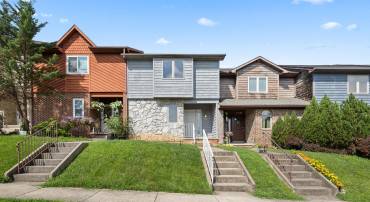 304 RIDGEWOOD AVE, BROADWAY, Virginia 22815, 2 Bedrooms Bedrooms, ,1 BathroomBathrooms,Residential,304 RIDGEWOOD AVE,667023 MLS # 667023