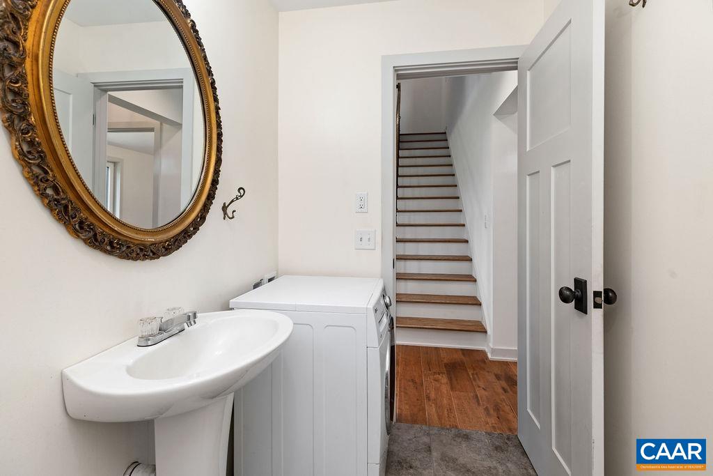 3545 SARAH DR, CHARLOTTESVILLE, Virginia 22911, 3 Bedrooms Bedrooms, ,2 BathroomsBathrooms,Residential,3545 SARAH DR,667024 MLS # 667024