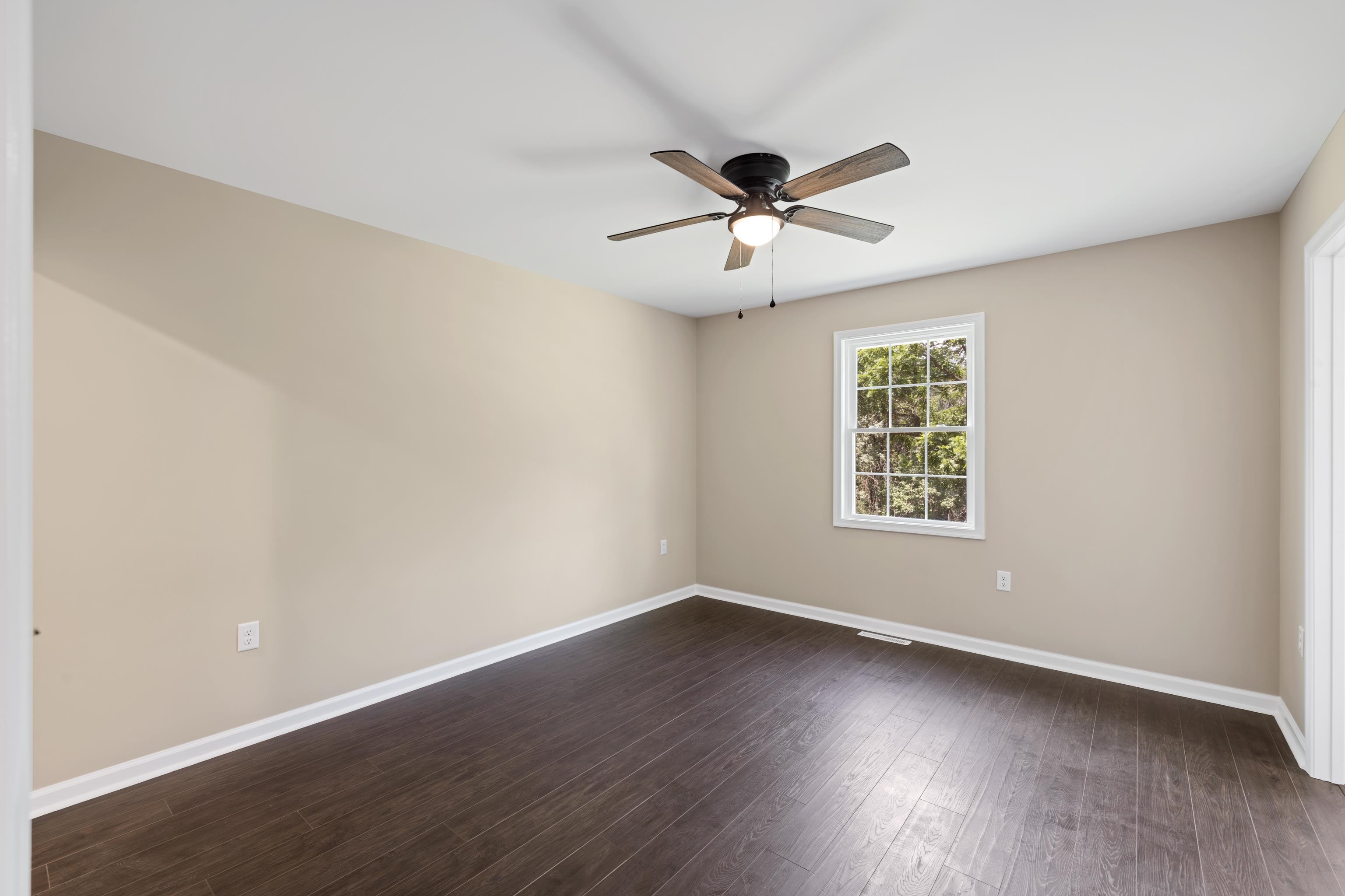 12 MCARTHUR ST, STAUNTON, Virginia 24401, 3 Bedrooms Bedrooms, ,2 BathroomsBathrooms,Residential,12 MCARTHUR ST,667026 MLS # 667026