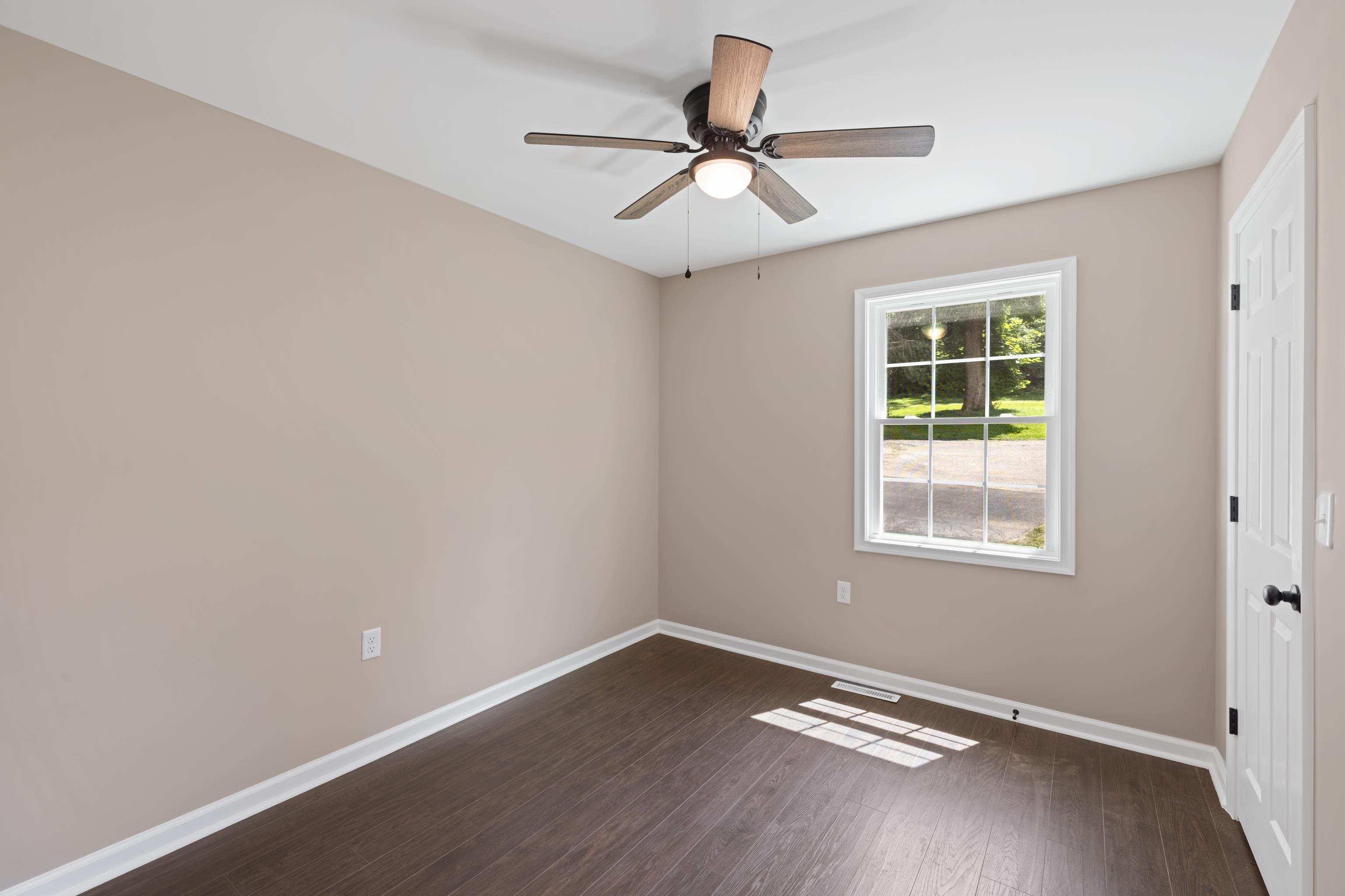 12 MCARTHUR ST, STAUNTON, Virginia 24401, 3 Bedrooms Bedrooms, ,2 BathroomsBathrooms,Residential,12 MCARTHUR ST,667026 MLS # 667026
