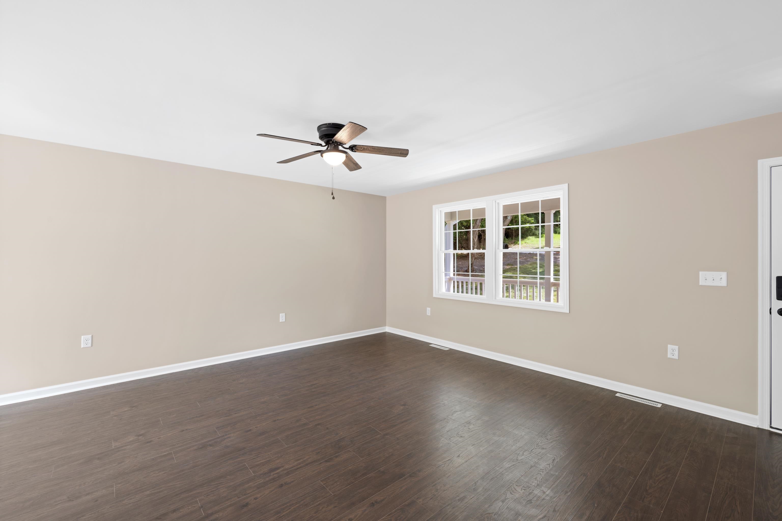 12 MCARTHUR ST, STAUNTON, Virginia 24401, 3 Bedrooms Bedrooms, ,2 BathroomsBathrooms,Residential,12 MCARTHUR ST,667026 MLS # 667026