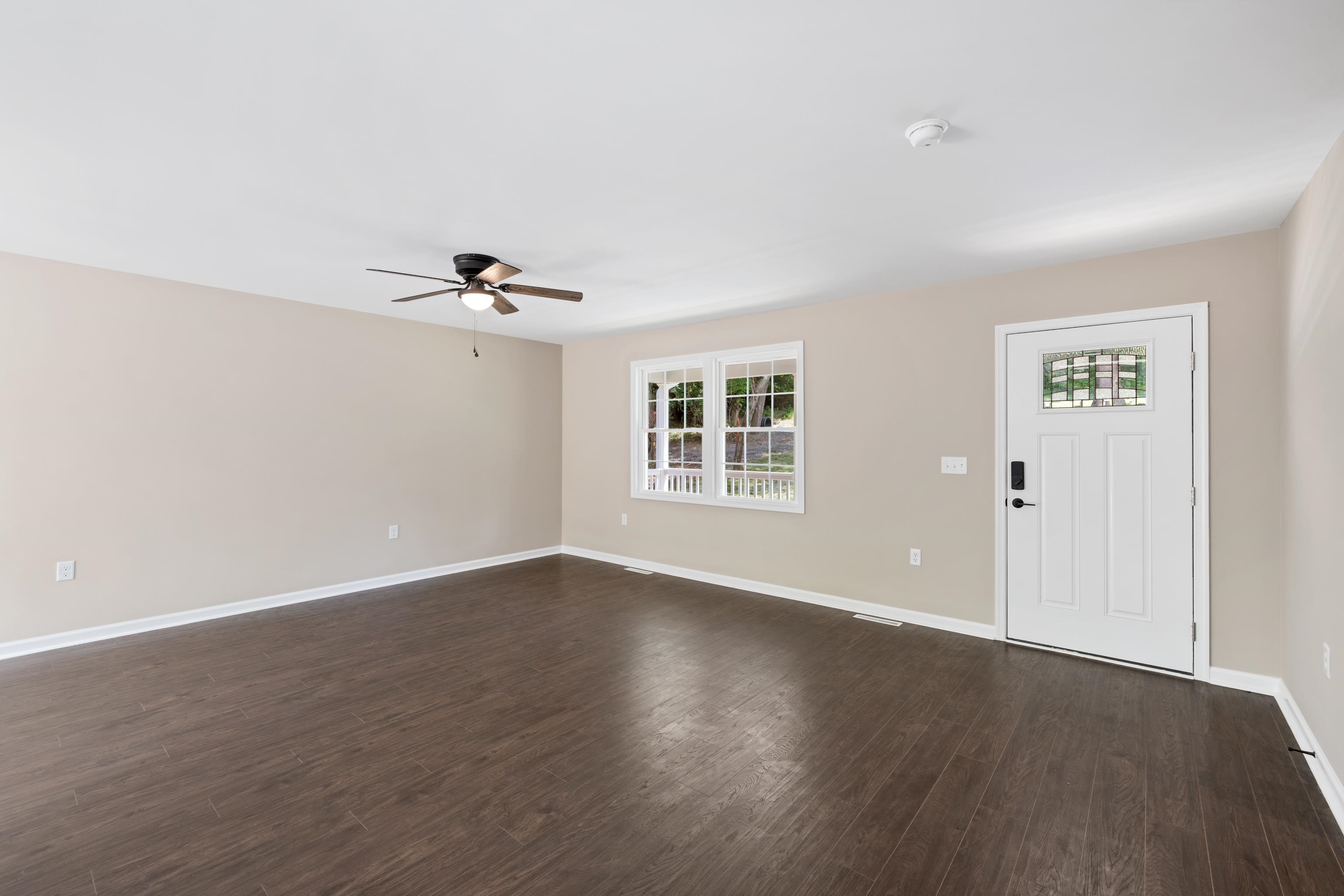 12 MCARTHUR ST, STAUNTON, Virginia 24401, 3 Bedrooms Bedrooms, ,2 BathroomsBathrooms,Residential,12 MCARTHUR ST,667026 MLS # 667026
