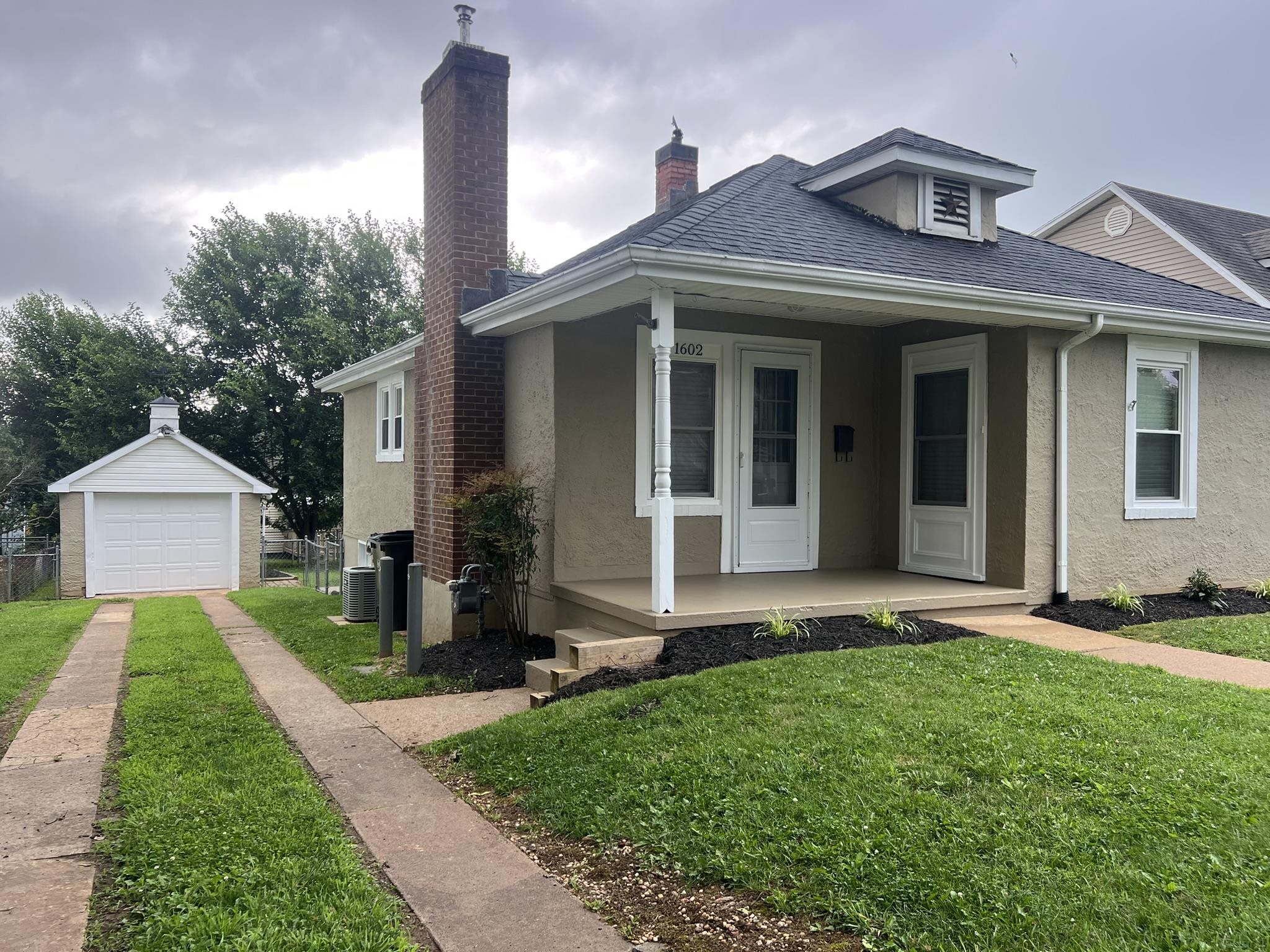 1602 PAIGE ST, STAUNTON, Virginia 24401, 3 Bedrooms Bedrooms, ,1 BathroomBathrooms,Residential,1602 PAIGE ST,667031 MLS # 667031