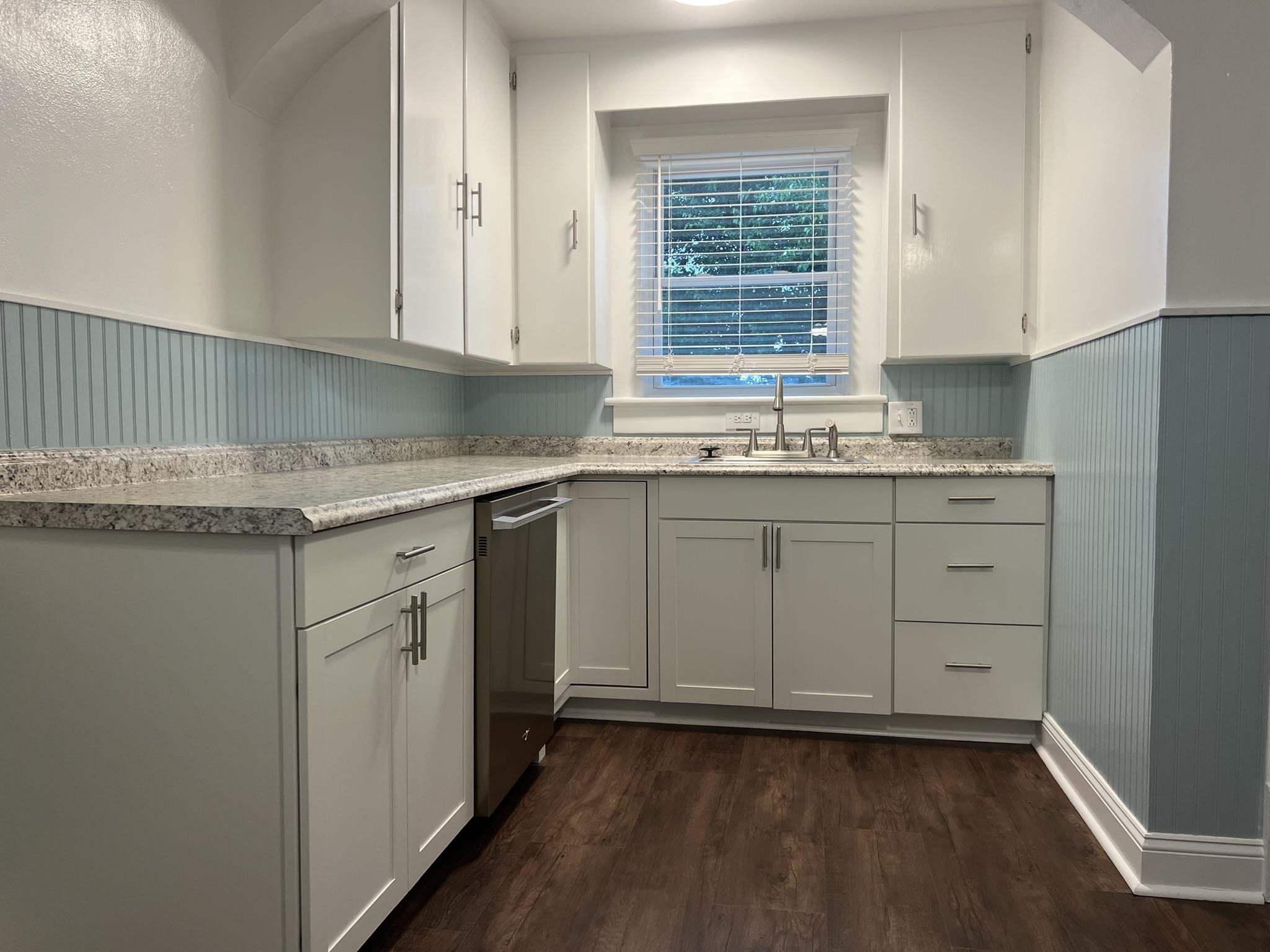 1602 PAIGE ST, STAUNTON, Virginia 24401, 3 Bedrooms Bedrooms, ,1 BathroomBathrooms,Residential,1602 PAIGE ST,667031 MLS # 667031