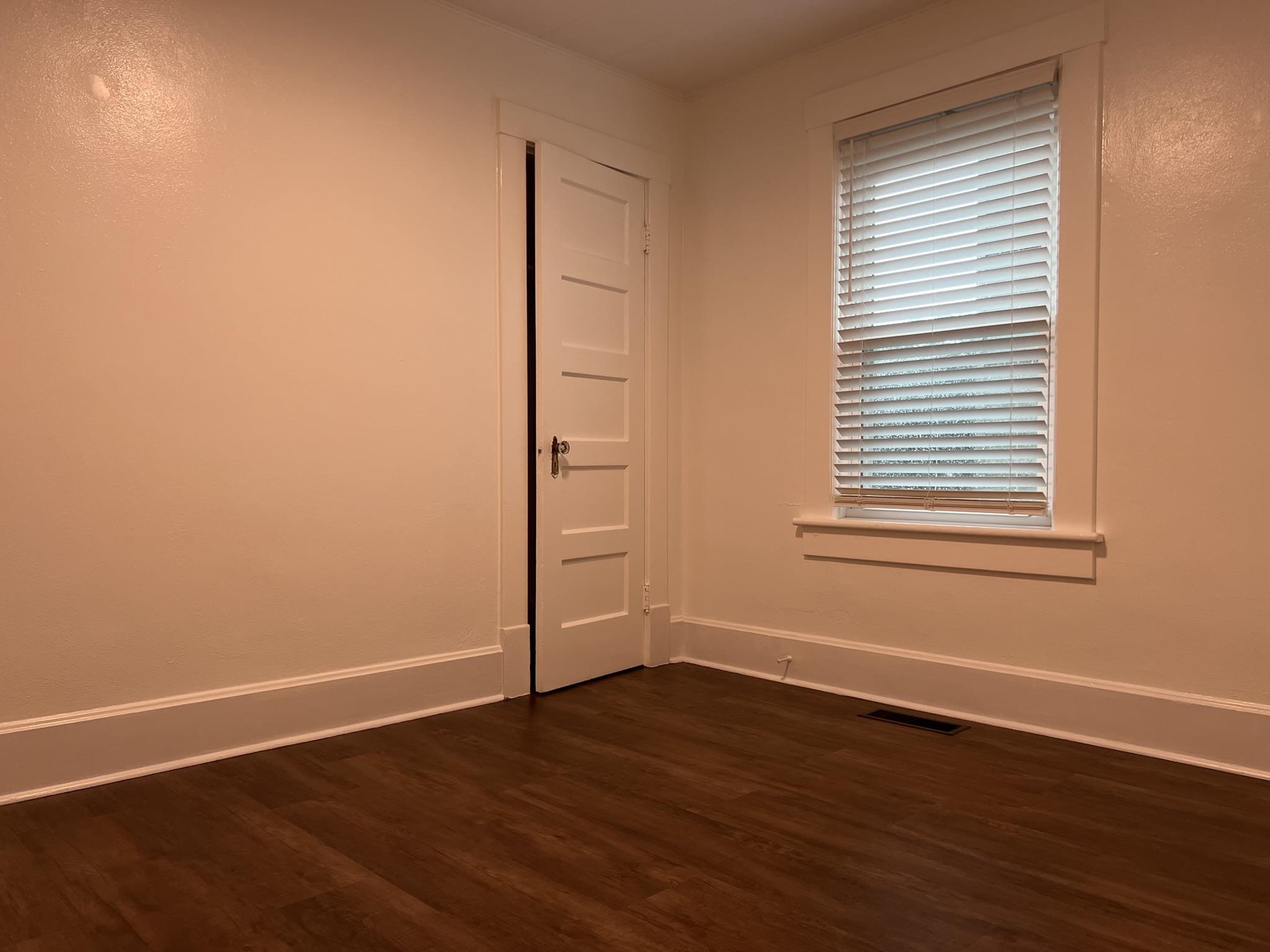 1602 PAIGE ST, STAUNTON, Virginia 24401, 3 Bedrooms Bedrooms, ,1 BathroomBathrooms,Residential,1602 PAIGE ST,667031 MLS # 667031