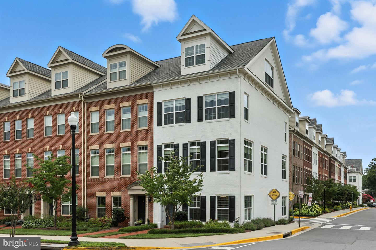 4348 4TH ST N, ARLINGTON, Virginia 22203, 4 Bedrooms Bedrooms, ,4 BathroomsBathrooms,Residential,For sale,4348 4TH ST N,VAAR2061026 MLS # VAAR2061026