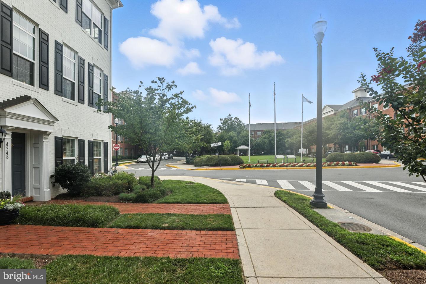 4348 4TH ST N, ARLINGTON, Virginia 22203, 4 Bedrooms Bedrooms, ,4 BathroomsBathrooms,Residential,For sale,4348 4TH ST N,VAAR2061026 MLS # VAAR2061026