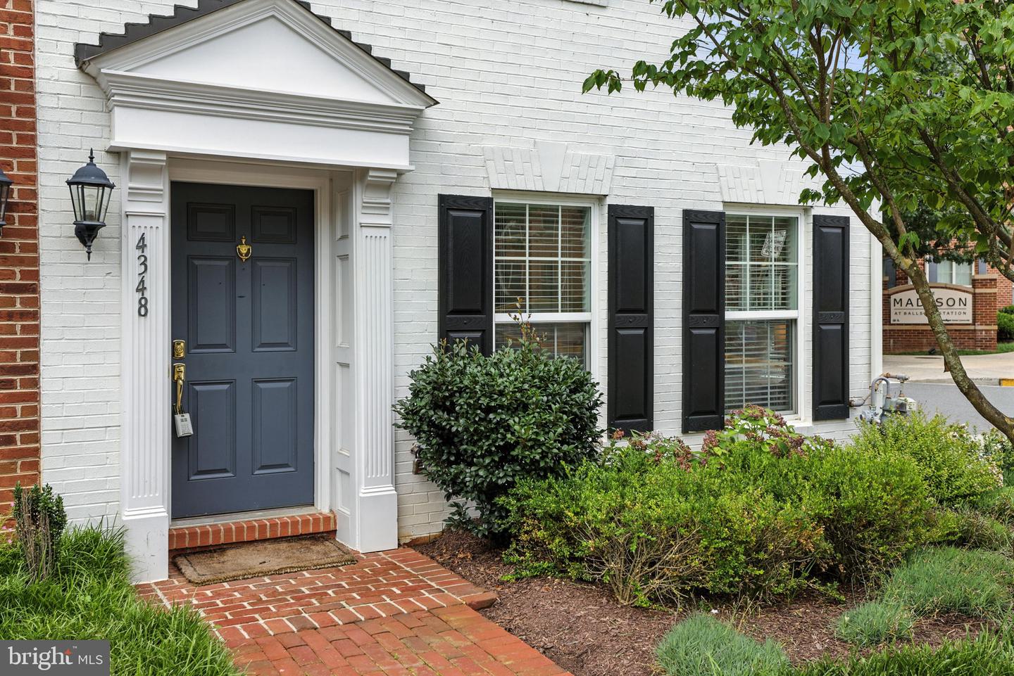 4348 4TH ST N, ARLINGTON, Virginia 22203, 4 Bedrooms Bedrooms, ,4 BathroomsBathrooms,Residential,For sale,4348 4TH ST N,VAAR2061026 MLS # VAAR2061026