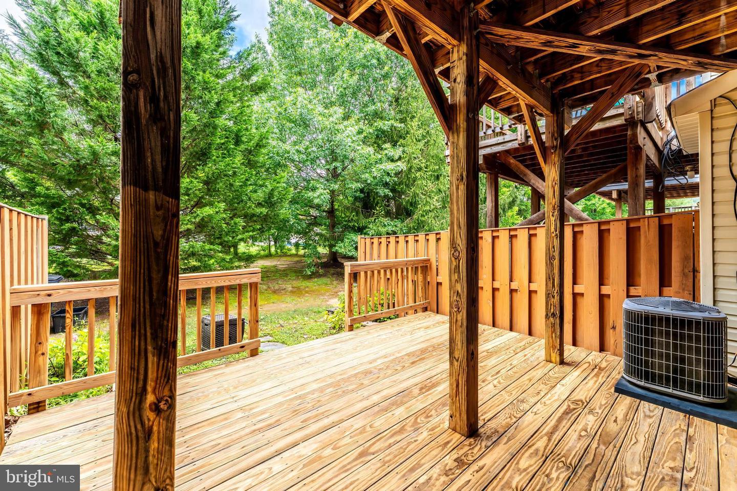 1955 TEASEL CT, WOODBRIDGE, Virginia 22192, 3 Bedrooms Bedrooms, 6 Rooms Rooms,2 BathroomsBathrooms,Residential,For sale,1955 TEASEL CT,VAPW2099486 MLS # VAPW2099486