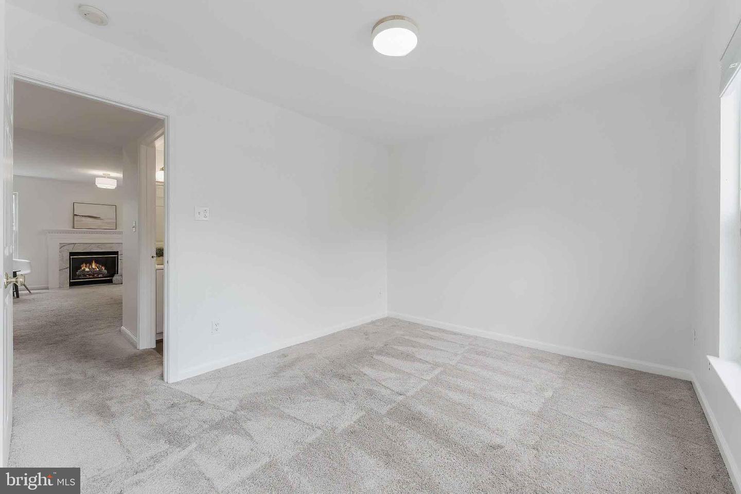 1955 TEASEL CT, WOODBRIDGE, Virginia 22192, 3 Bedrooms Bedrooms, 6 Rooms Rooms,2 BathroomsBathrooms,Residential,For sale,1955 TEASEL CT,VAPW2099486 MLS # VAPW2099486