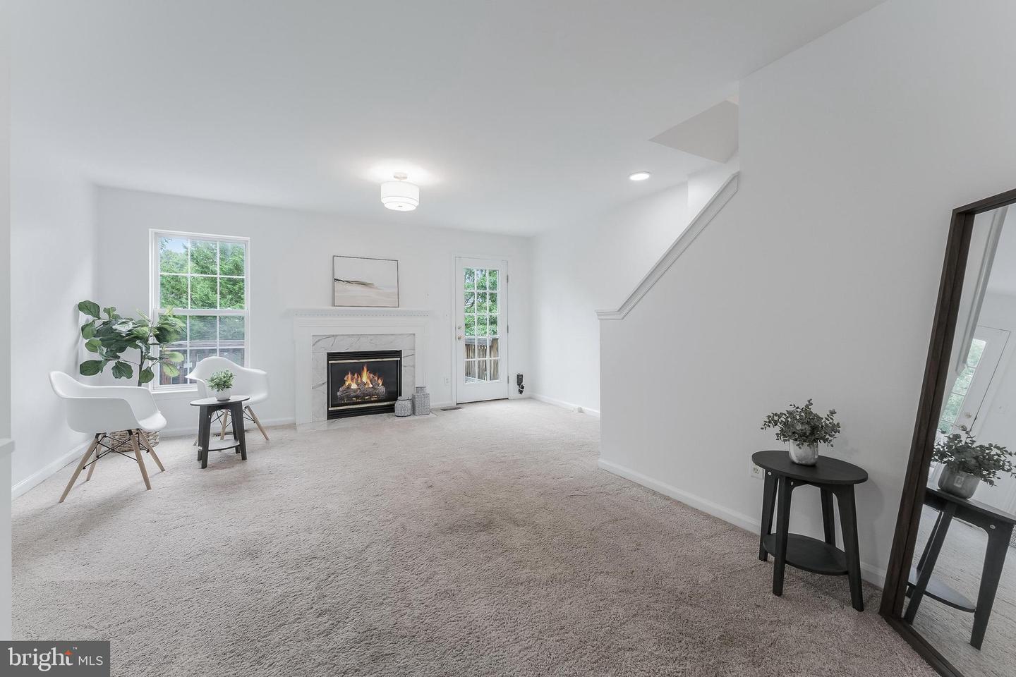 1955 TEASEL CT, WOODBRIDGE, Virginia 22192, 3 Bedrooms Bedrooms, 6 Rooms Rooms,2 BathroomsBathrooms,Residential,For sale,1955 TEASEL CT,VAPW2099486 MLS # VAPW2099486