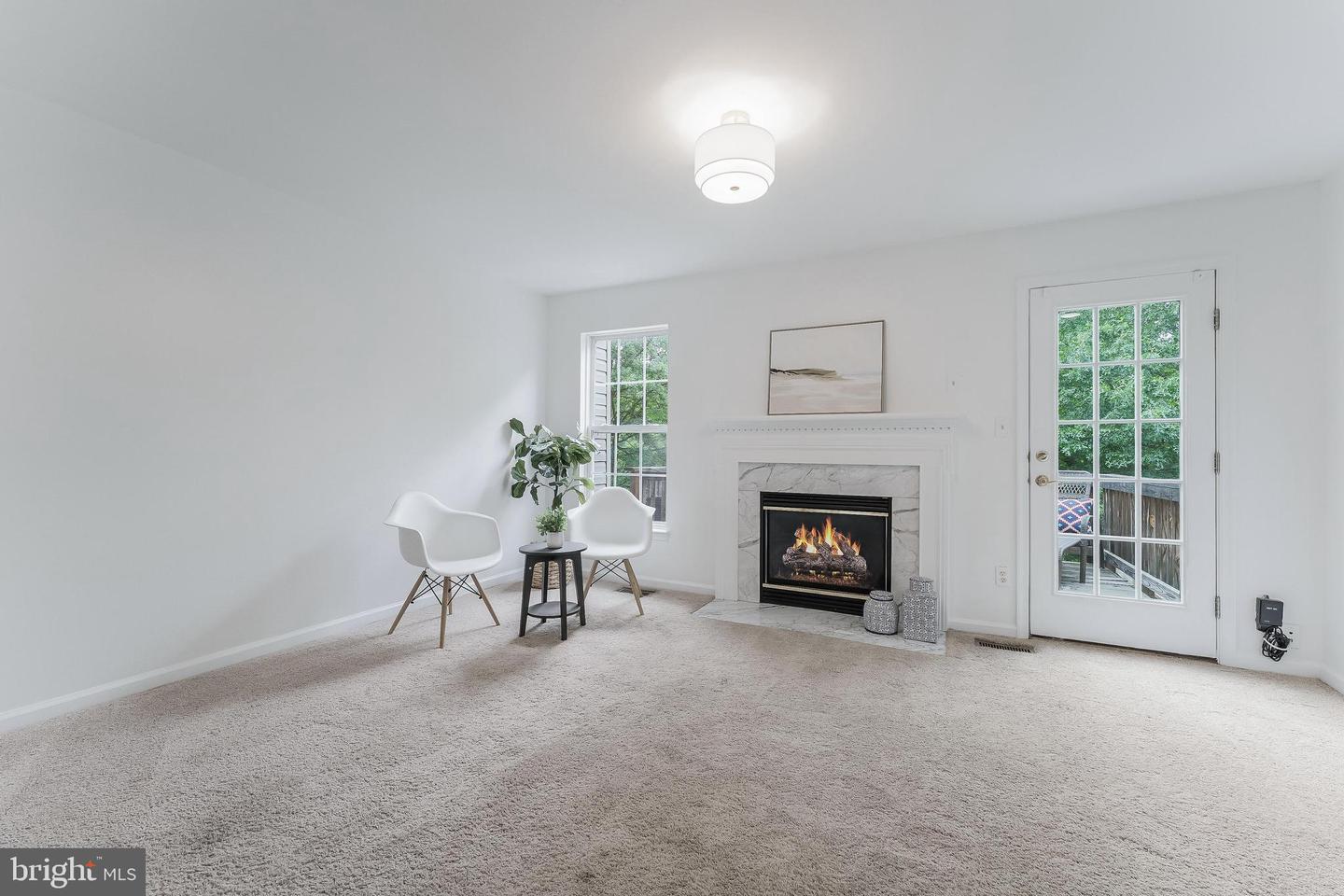 1955 TEASEL CT, WOODBRIDGE, Virginia 22192, 3 Bedrooms Bedrooms, 6 Rooms Rooms,2 BathroomsBathrooms,Residential,For sale,1955 TEASEL CT,VAPW2099486 MLS # VAPW2099486
