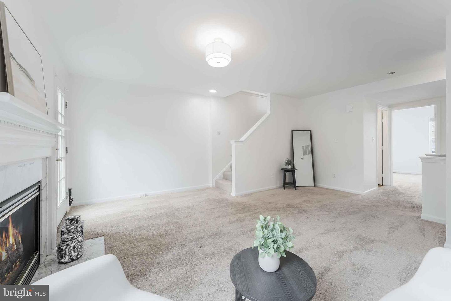 1955 TEASEL CT, WOODBRIDGE, Virginia 22192, 3 Bedrooms Bedrooms, 6 Rooms Rooms,2 BathroomsBathrooms,Residential,For sale,1955 TEASEL CT,VAPW2099486 MLS # VAPW2099486
