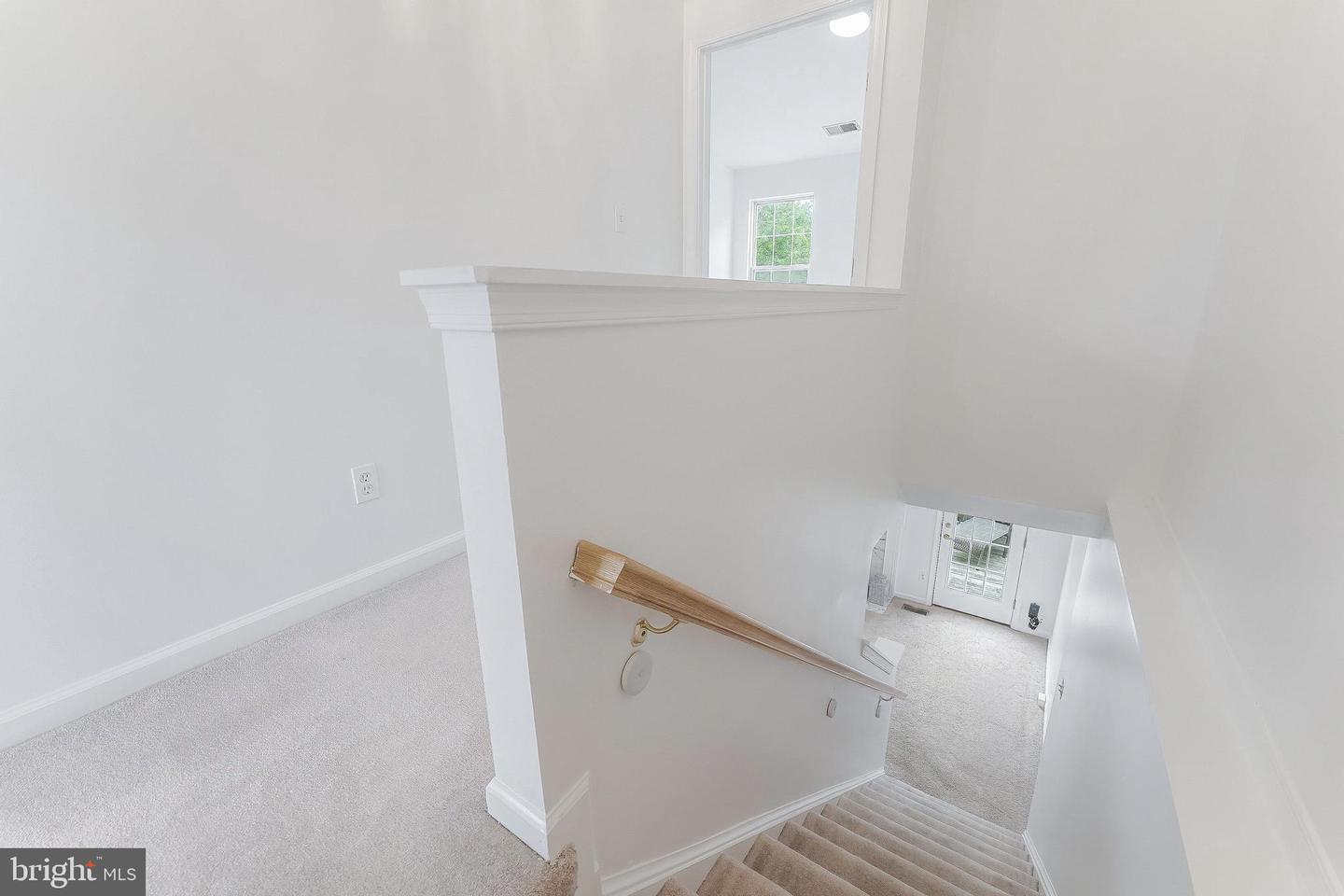 1955 TEASEL CT, WOODBRIDGE, Virginia 22192, 3 Bedrooms Bedrooms, 6 Rooms Rooms,2 BathroomsBathrooms,Residential,For sale,1955 TEASEL CT,VAPW2099486 MLS # VAPW2099486