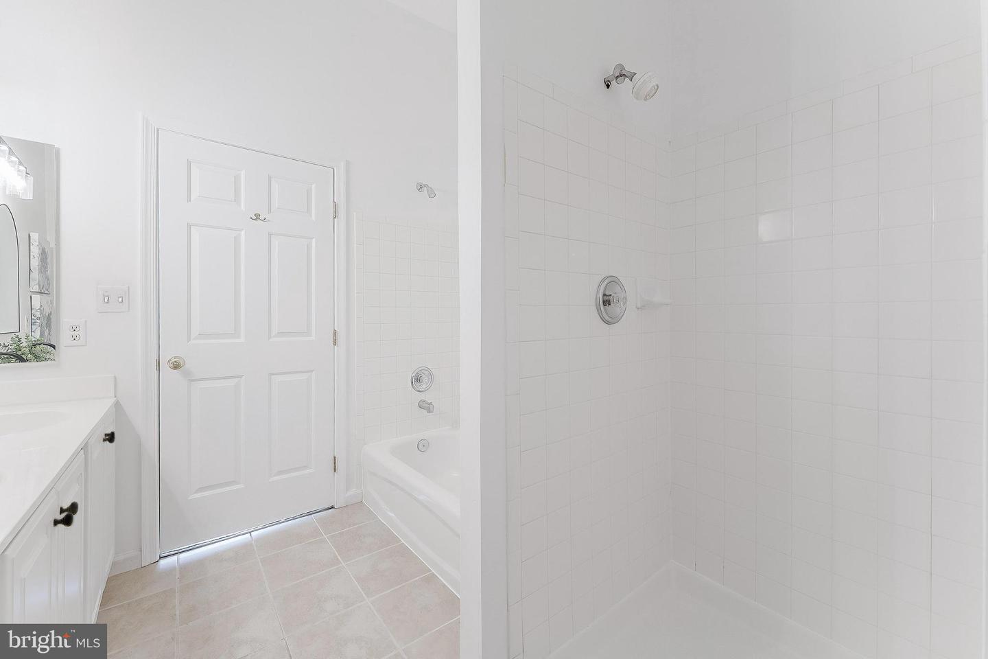 1955 TEASEL CT, WOODBRIDGE, Virginia 22192, 3 Bedrooms Bedrooms, 6 Rooms Rooms,2 BathroomsBathrooms,Residential,For sale,1955 TEASEL CT,VAPW2099486 MLS # VAPW2099486