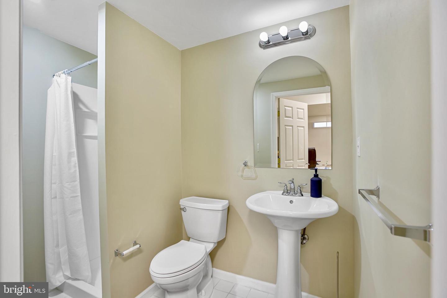 43213 SOMERSET HILLS TER, ASHBURN, Virginia 20147, 3 Bedrooms Bedrooms, ,3 BathroomsBathrooms,Residential,For sale,43213 SOMERSET HILLS TER,VALO2102652 MLS # VALO2102652