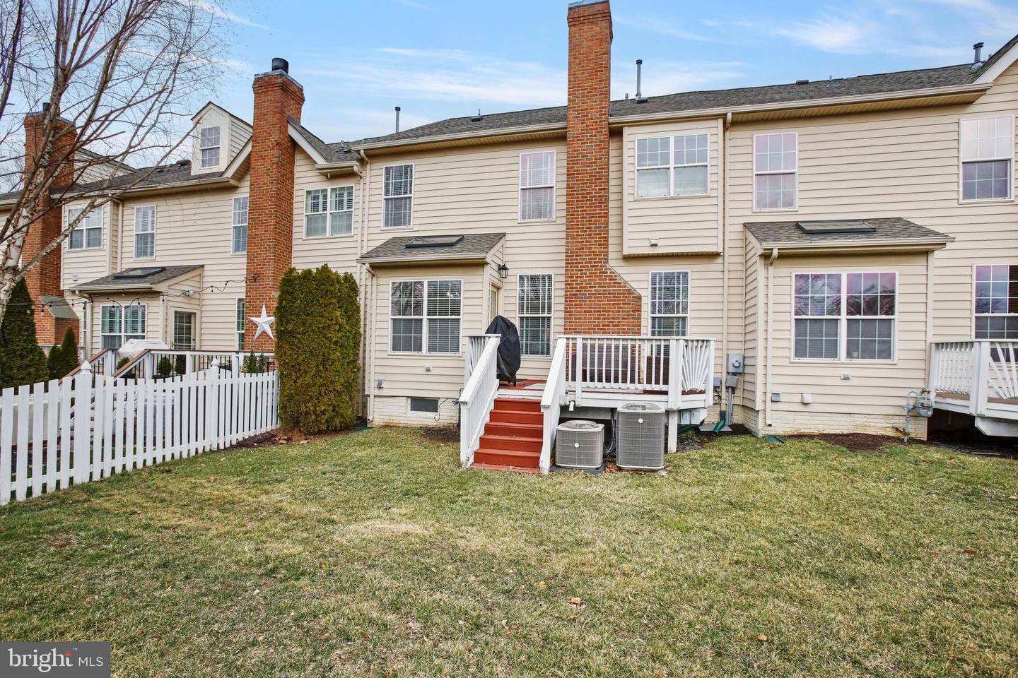 43213 SOMERSET HILLS TER, ASHBURN, Virginia 20147, 3 Bedrooms Bedrooms, ,3 BathroomsBathrooms,Residential,For sale,43213 SOMERSET HILLS TER,VALO2102652 MLS # VALO2102652