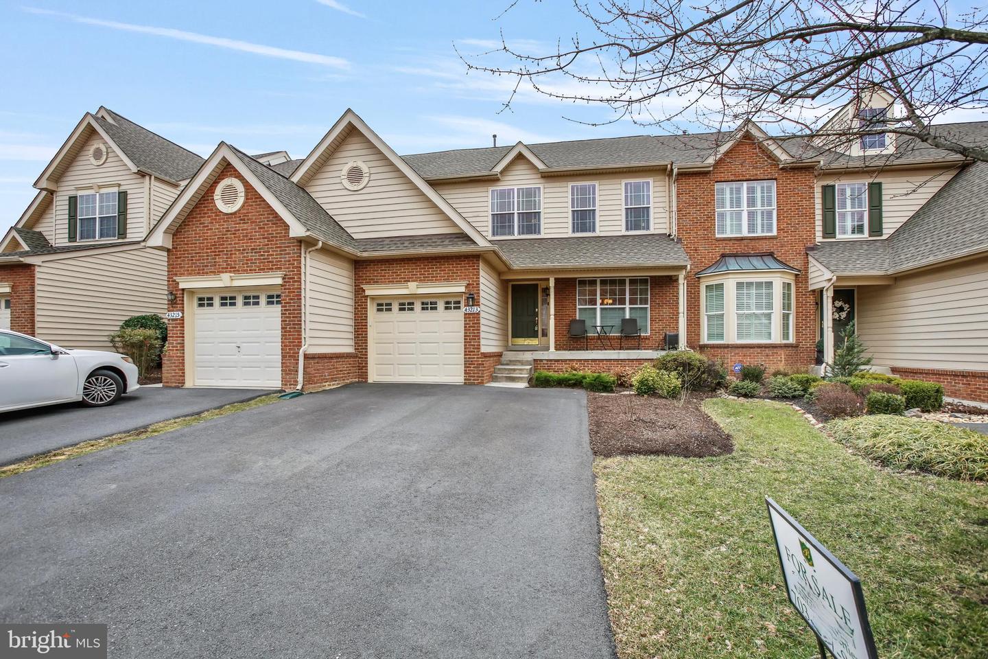 43213 SOMERSET HILLS TER, ASHBURN, Virginia 20147, 3 Bedrooms Bedrooms, ,3 BathroomsBathrooms,Residential,For sale,43213 SOMERSET HILLS TER,VALO2102652 MLS # VALO2102652