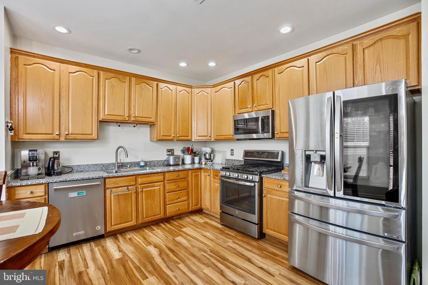 43213 SOMERSET HILLS TER, ASHBURN, Virginia 20147, 3 Bedrooms Bedrooms, ,3 BathroomsBathrooms,Residential,For sale,43213 SOMERSET HILLS TER,VALO2102652 MLS # VALO2102652