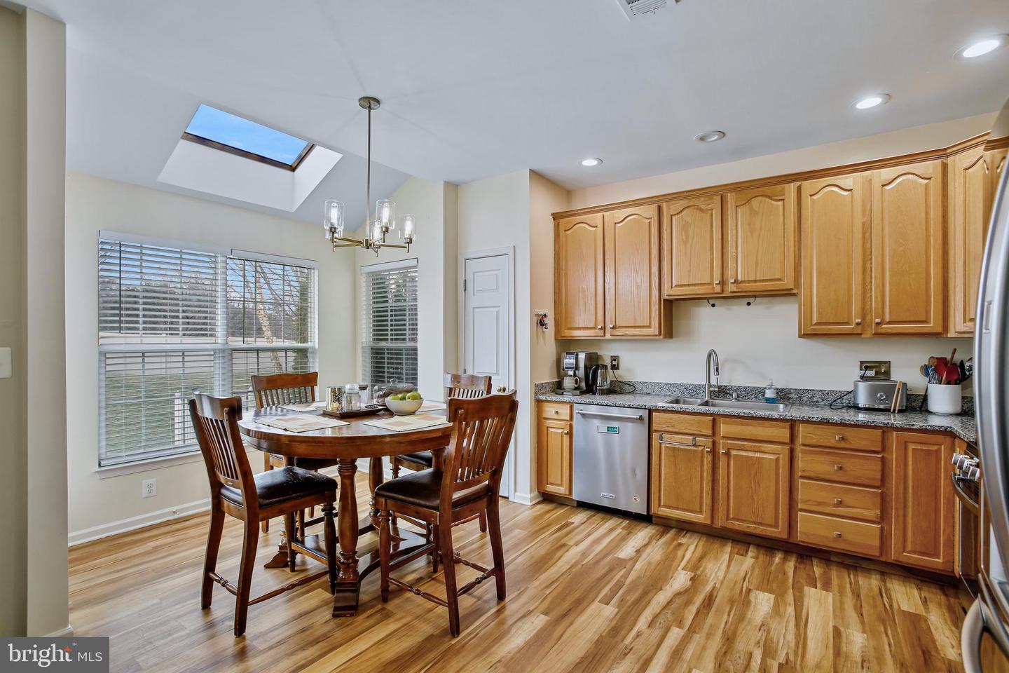 43213 SOMERSET HILLS TER, ASHBURN, Virginia 20147, 3 Bedrooms Bedrooms, ,3 BathroomsBathrooms,Residential,For sale,43213 SOMERSET HILLS TER,VALO2102652 MLS # VALO2102652
