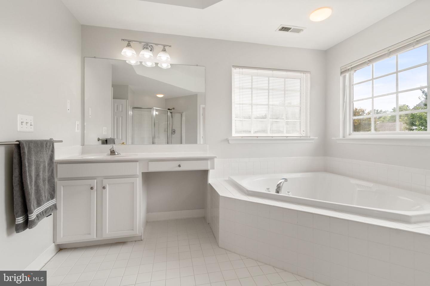 8208 KERFOOT DR, GAINESVILLE, Virginia 20155, 4 Bedrooms Bedrooms, ,3 BathroomsBathrooms,Residential,For sale,8208 KERFOOT DR,VAPW2099674 MLS # VAPW2099674