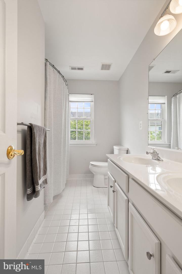 8208 KERFOOT DR, GAINESVILLE, Virginia 20155, 4 Bedrooms Bedrooms, ,3 BathroomsBathrooms,Residential,For sale,8208 KERFOOT DR,VAPW2099674 MLS # VAPW2099674